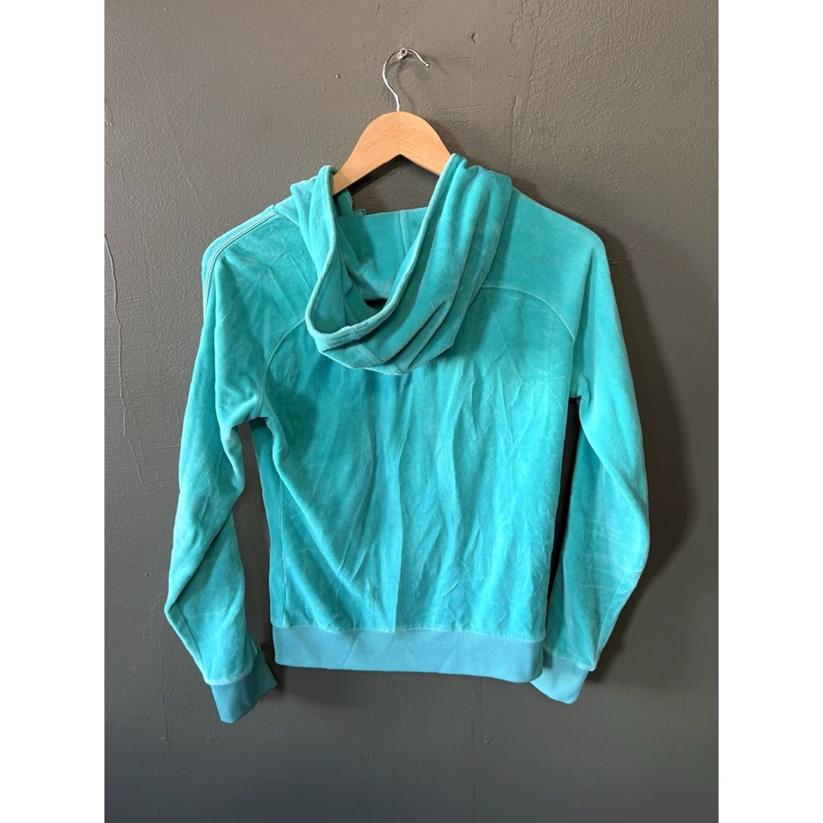 Juicy Couture VINTAGE Juicy Couture Womens Velour Zip Up Sweater Hoodie XS Blue Regular Size S Size S / US 4 / IT 40 - 2 Thumbnail