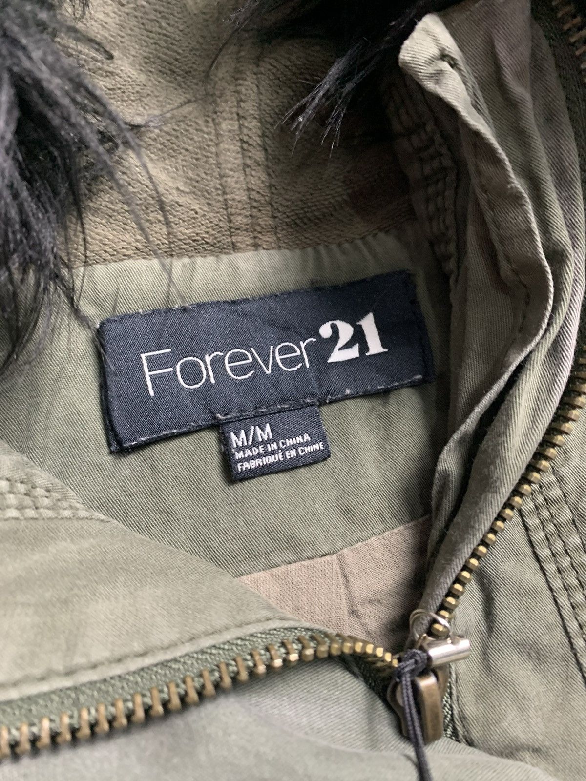 GOA FOREVER 21 STUDDED MULTI POCKET BLACK FUR HOODIE ZIP JACKET Size US M / EU 48-50 / 2 - 9 Thumbnail