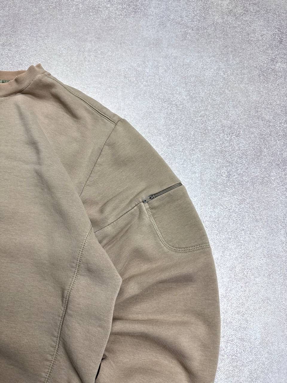 Nike Vintage Nike Swoosh Distressed Boxy Crewneck Sunfaded Y2K M Size US M / EU 48-50 / 2 - 3 Thumbnail