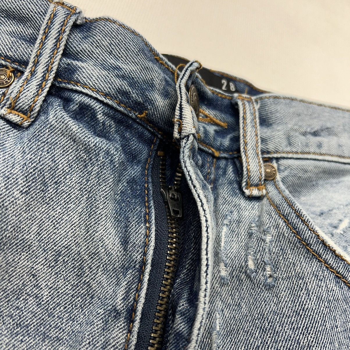Cotton On Cotton On Jean Shorts Blue 90s Denim Distressed Ripped Faded Size US 28 / EU 44 - 9 Thumbnail