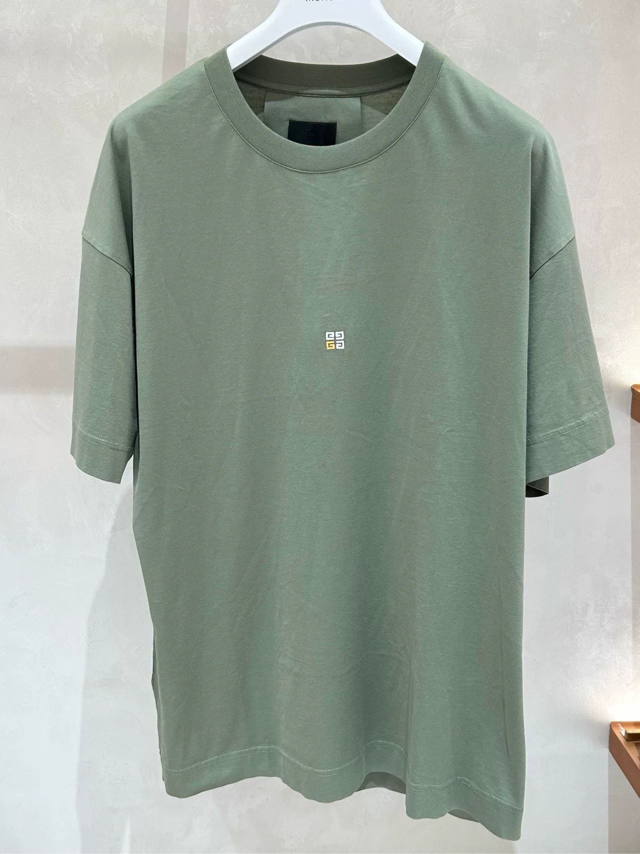 Givenchy Givenchy Military Green Short-Sleeve T-Shirt Size US L / EU 52-54 / 3 - 1 Thumbnail