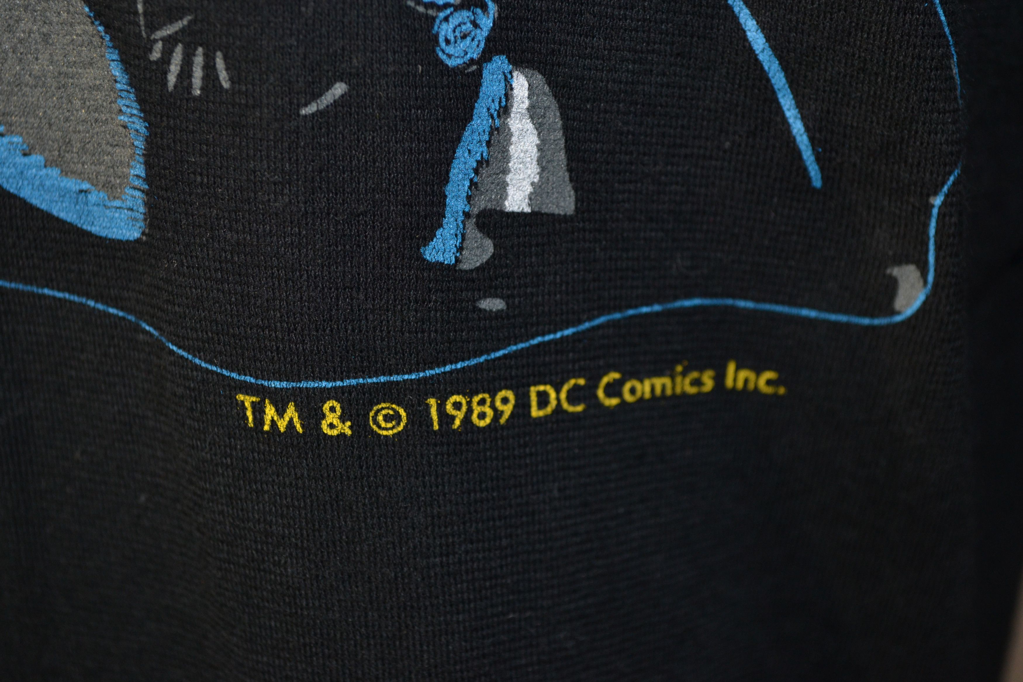 DC Comics Vintage 1989 Batman T-Shirt / DC Comics Movie / Size M - L Size US M / EU 48-50 / 2 - 5 Thumbnail
