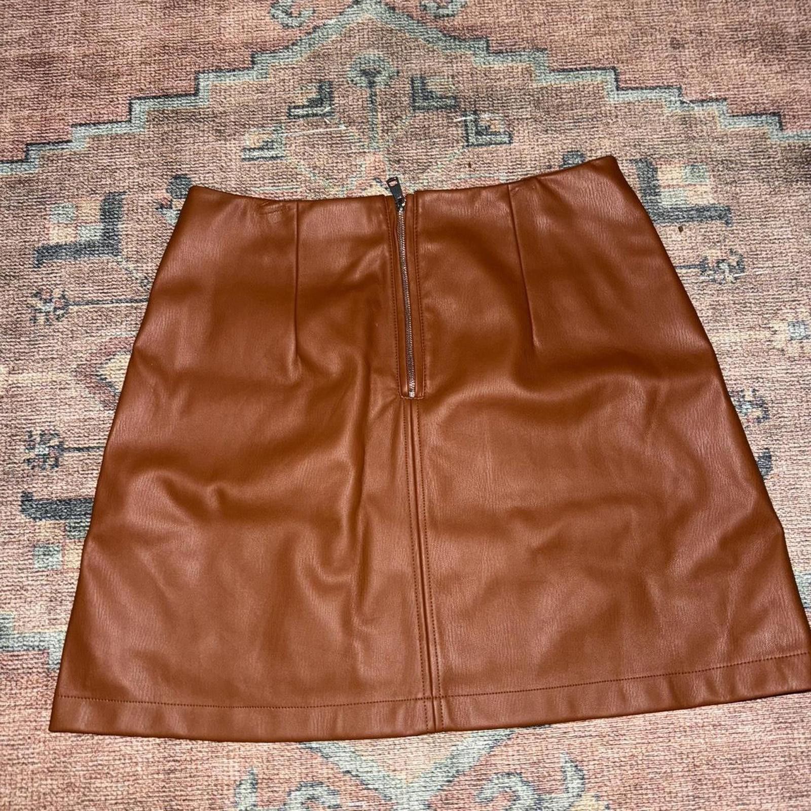 Marvel Comics Maeve Vegan Leather A-Line Mini Skirt Size 32" / US 10 / IT 46 - 5 Thumbnail