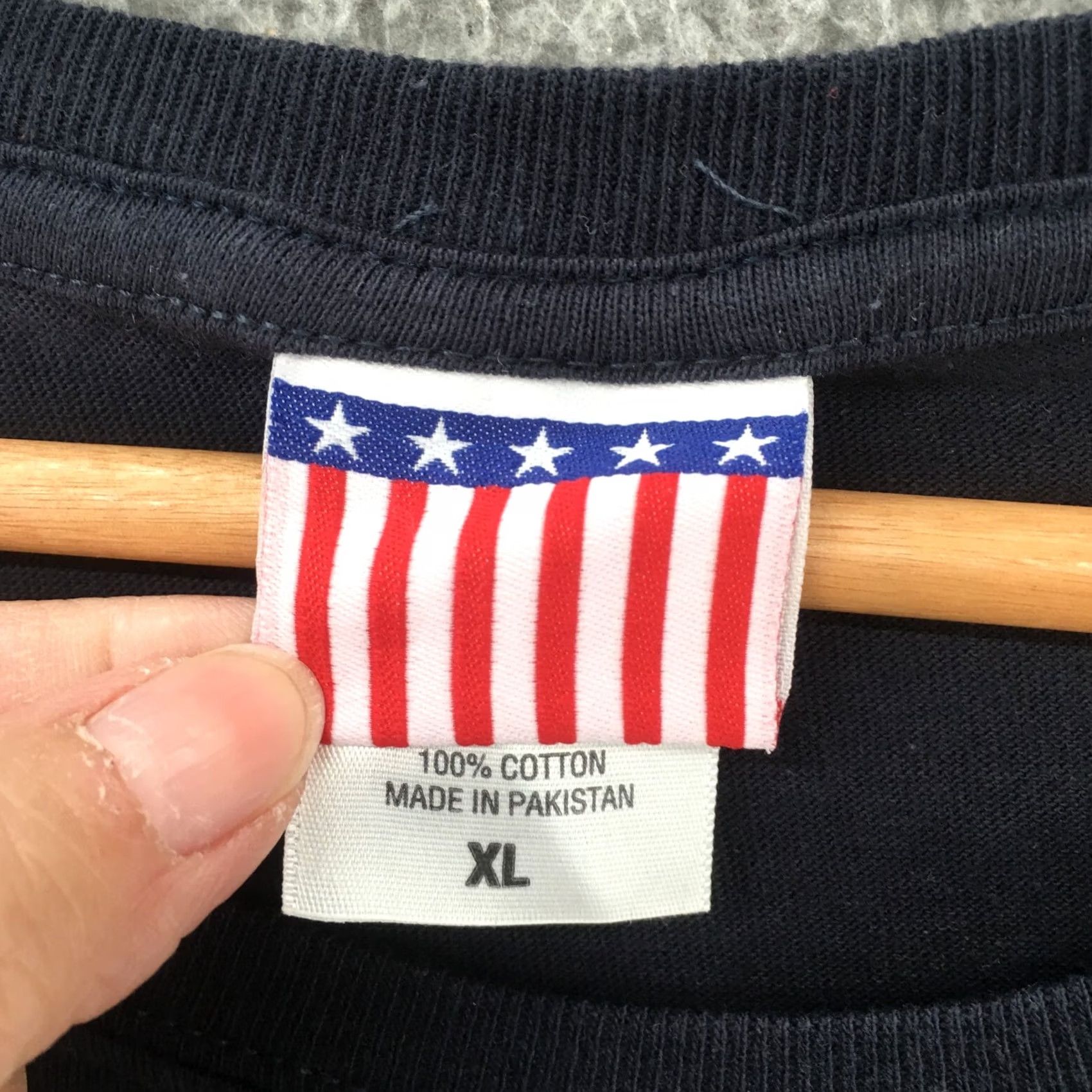 Vintage Y2k Themed USA Flag Tank Top Mens XL Blue Cotton Sleeveless Star Logo Crew Neck Size US XL / EU 56 / 4 - 6 Thumbnail
