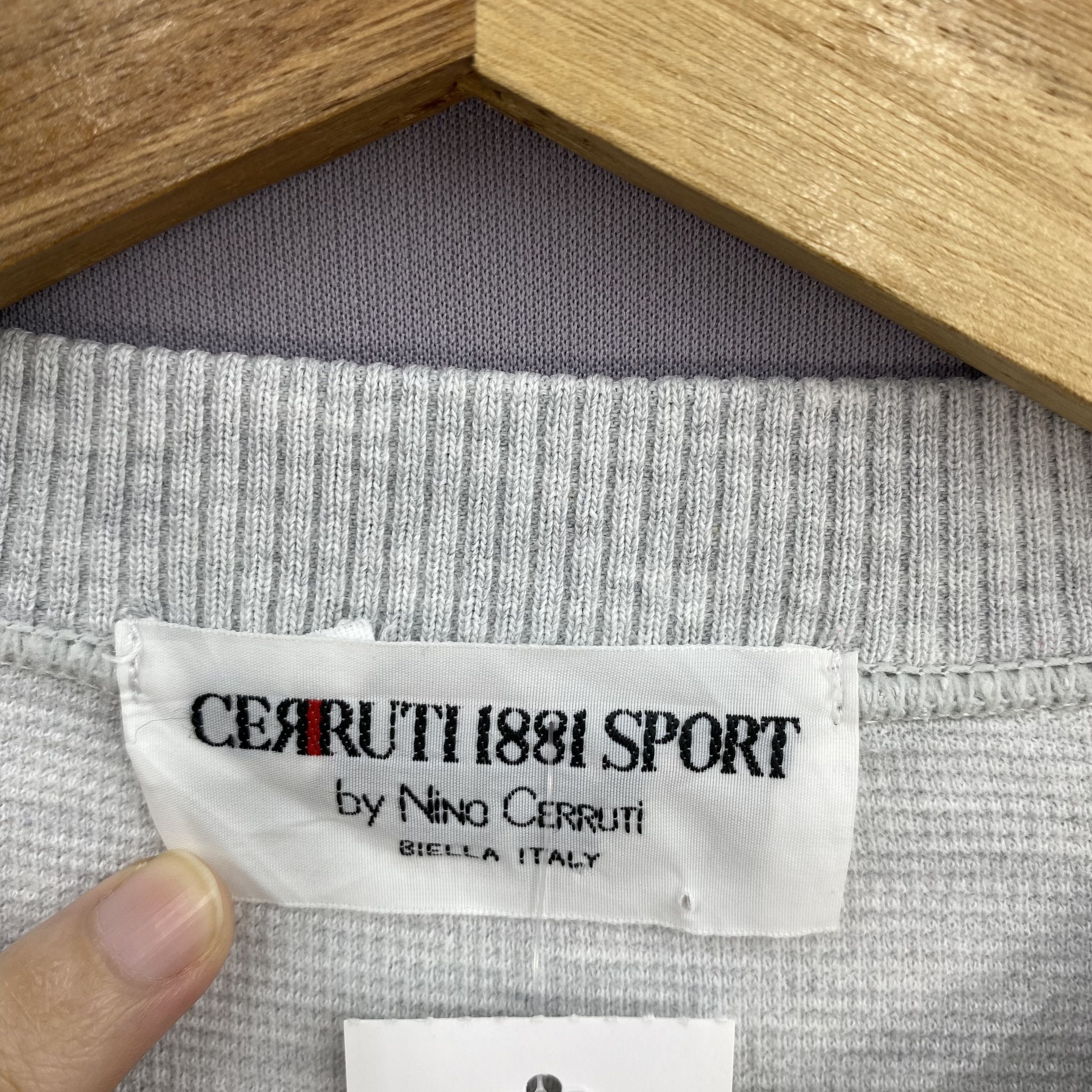 Vintage Vintage 90s Cerruti 1881 Sport Embroidered Sweatshirt Size US M / EU 48-50 / 2 - 8 Thumbnail