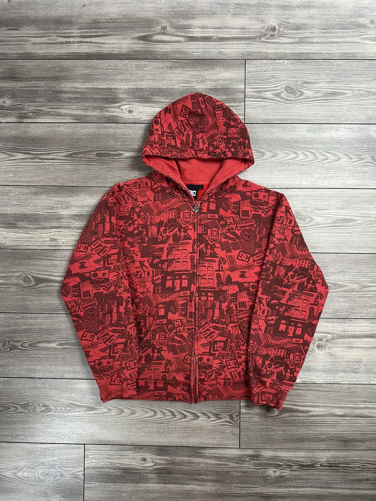 DC × Vintage Crazy Vintage Y2K DC Shoes AOP Zip Hoodie Size US L / EU 52-54 / 3 - 1 Thumbnail