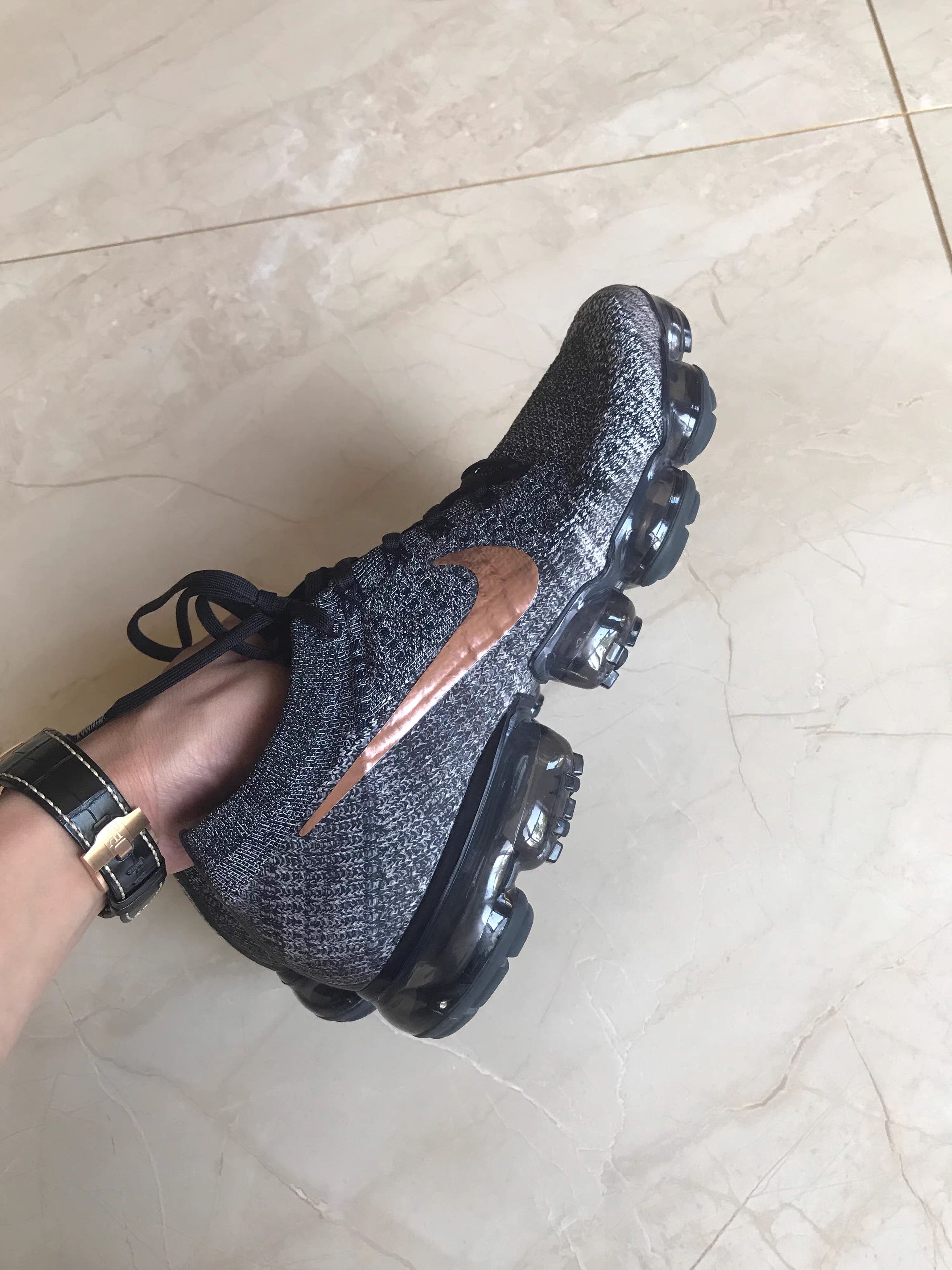 Nike Nike Air VaporMax Running Shoes K17 Size US 11 / EU 44 - 6 Thumbnail