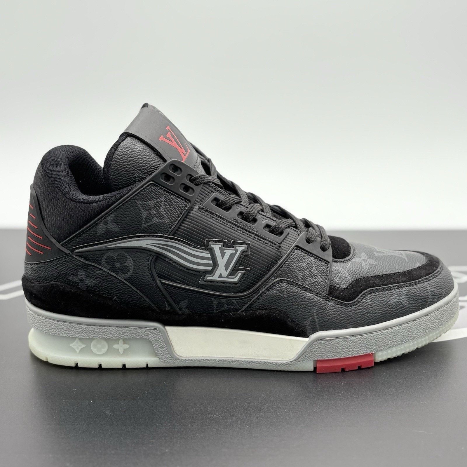 Louis Vuitton Louis Vuitton Trainer Eclipse ' Black Grey ' | CLEAN! Size US 11 / EU 44 - 2 Thumbnail