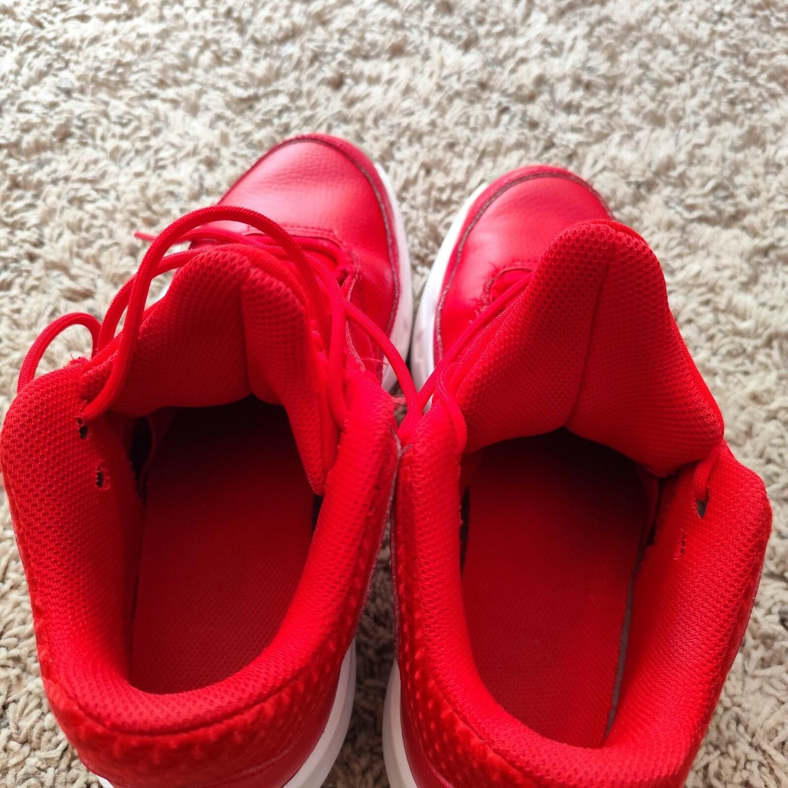 Jordan Brand jordan Air max aura 3 Red Athletic Shoes Youth Boys sz 5.5 Size US 5.5 / EU 38 - 9 Thumbnail