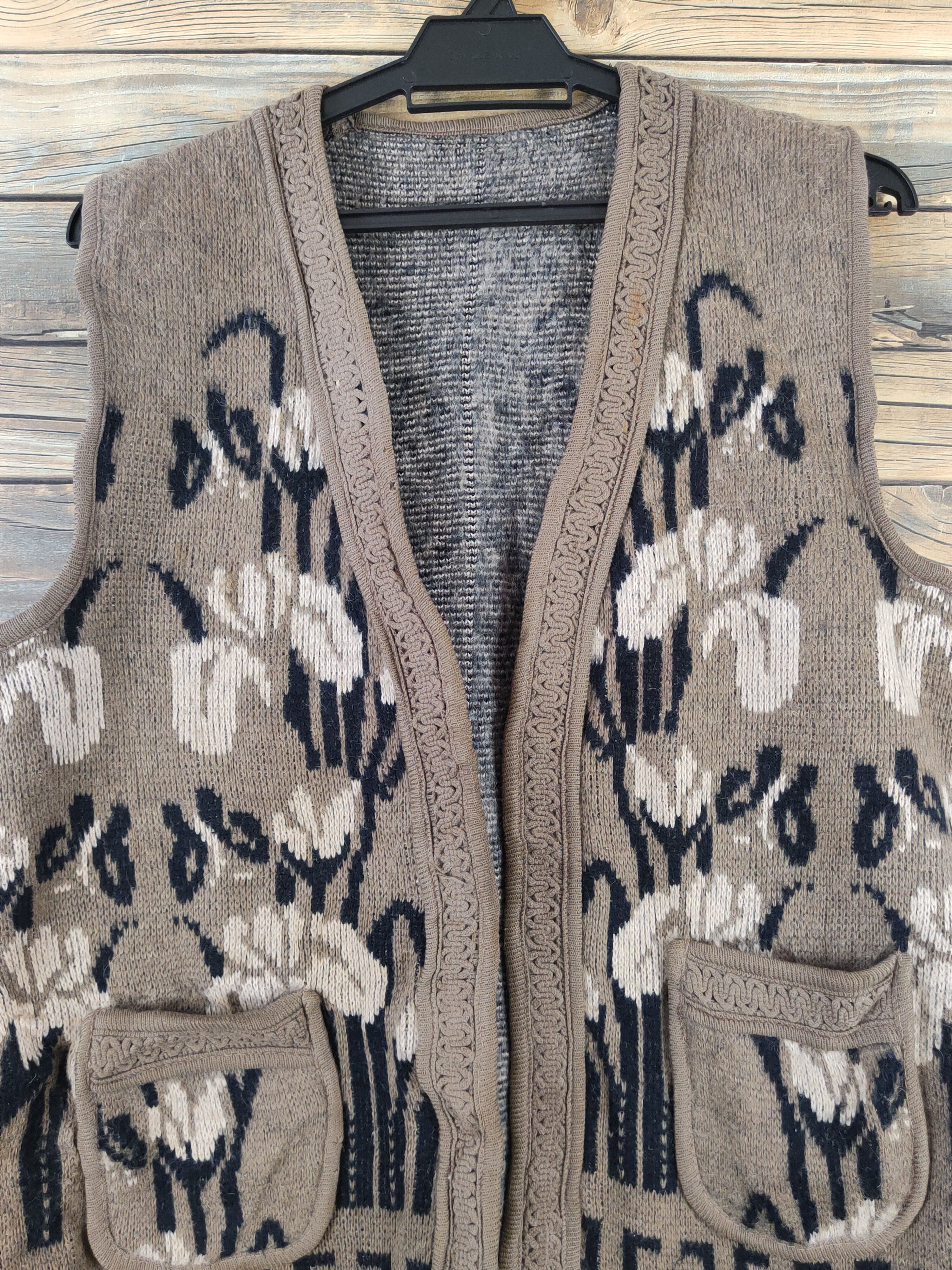 Homespun Knitwear × Japanese Brand × Vintage Vintage Art designs Japanese Brand Brown Knitwear Vests Size M / US 6-8 / IT 42-44 - 2 Thumbnail