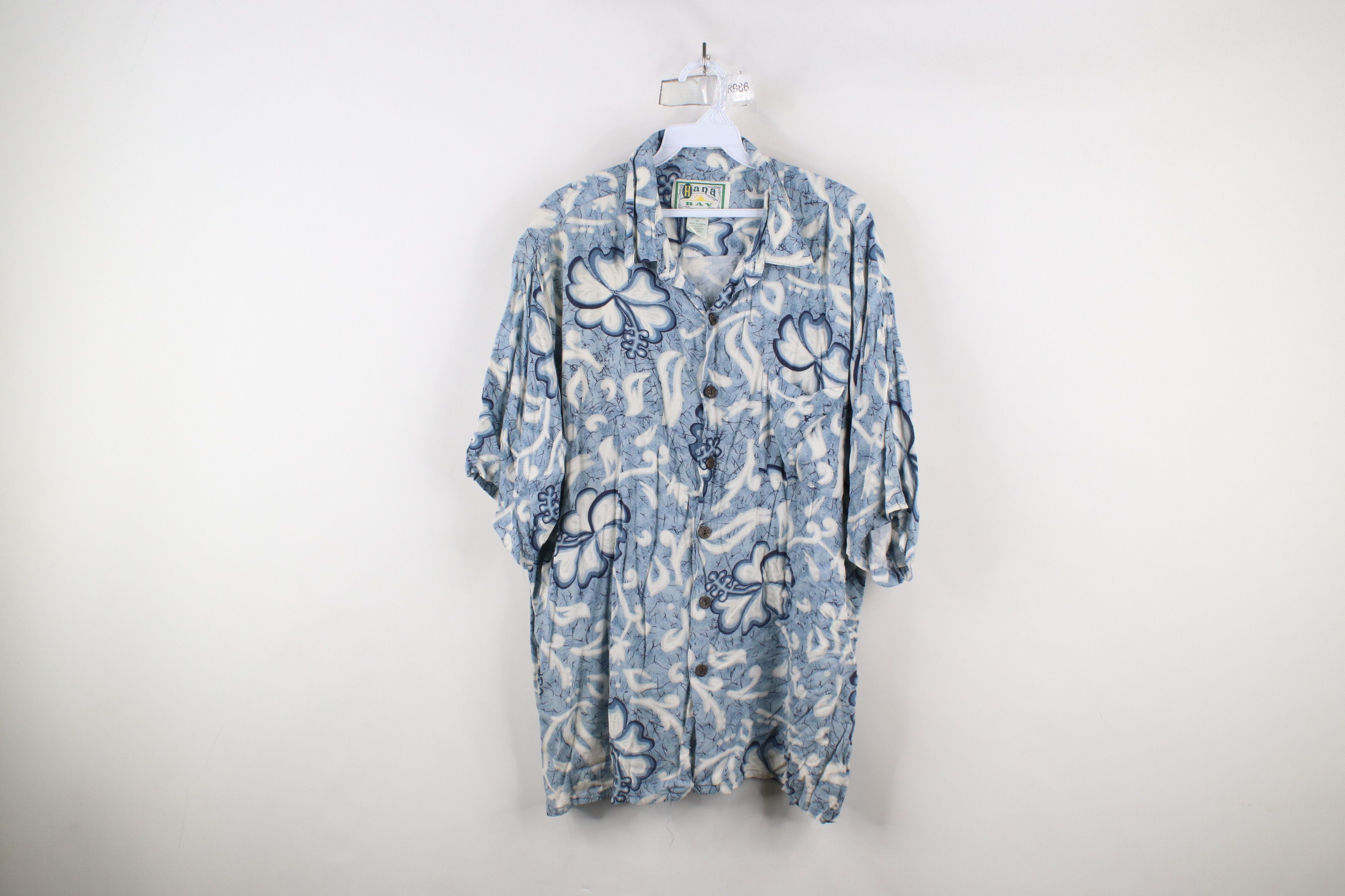 Vintage Vintage 90s Streetwear Flower Hawaiian Luau Button Shirt Size US XL / EU 56 / 4 - 1 Thumbnail