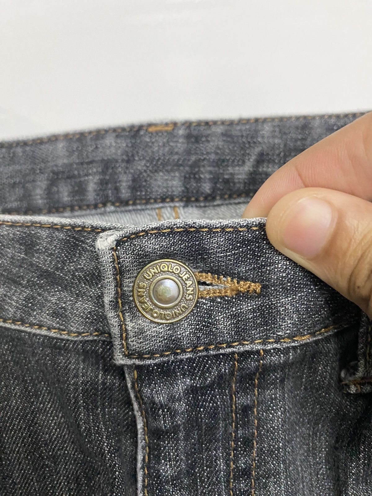 Uniqlo FLARE🔥FADED BLACK DISTRESSED DENIM FLARE DENIM JEANS UNIQLO Size US 31 - 8 Thumbnail