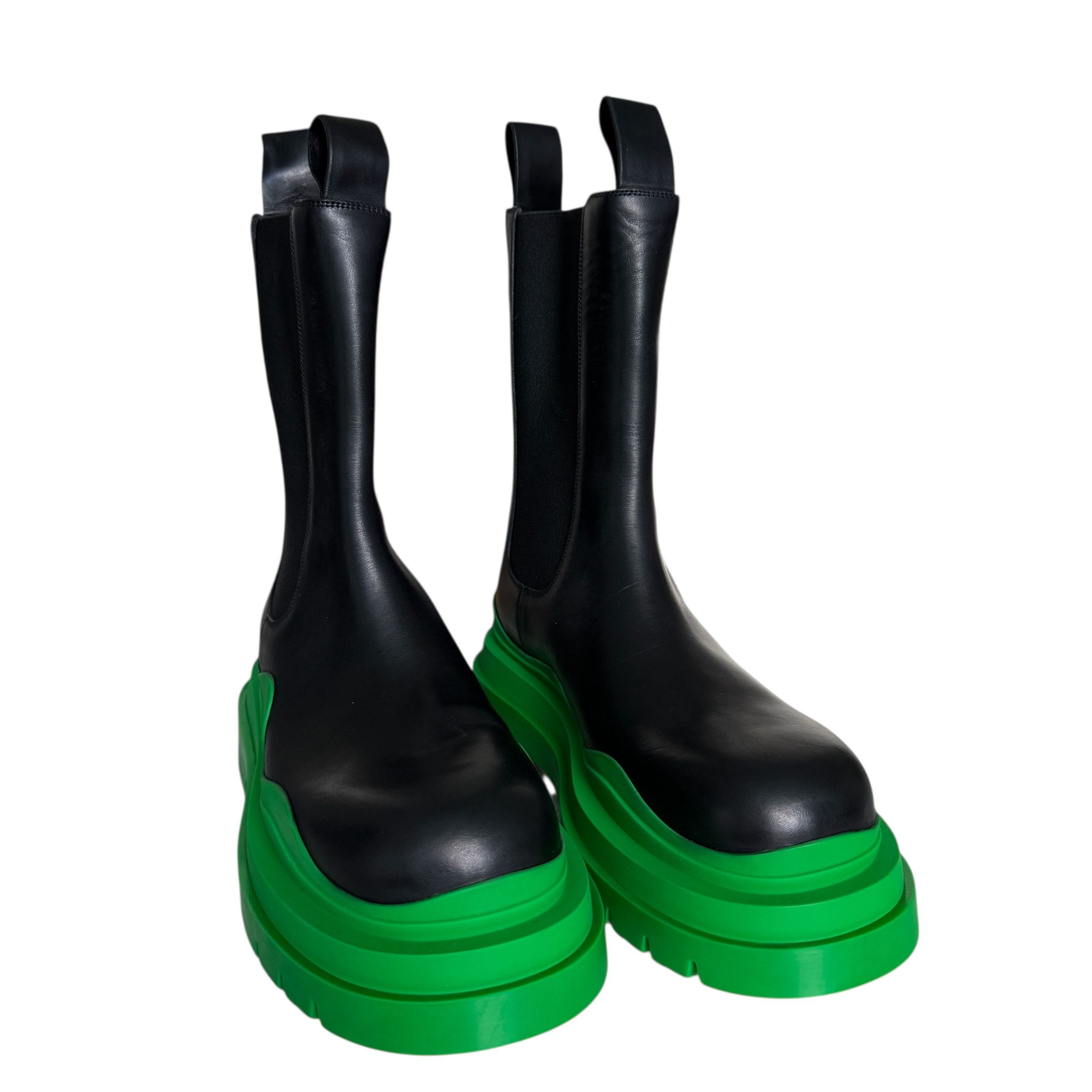 Bottega Veneta Black Leather Tire Boot 630284 (46)