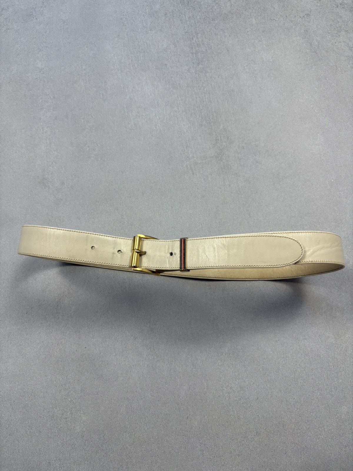 Gucci Vintage Gucci White Leather Belt Gold Buckle Red Black 80/32 Size ONE SIZE - 2 Thumbnail