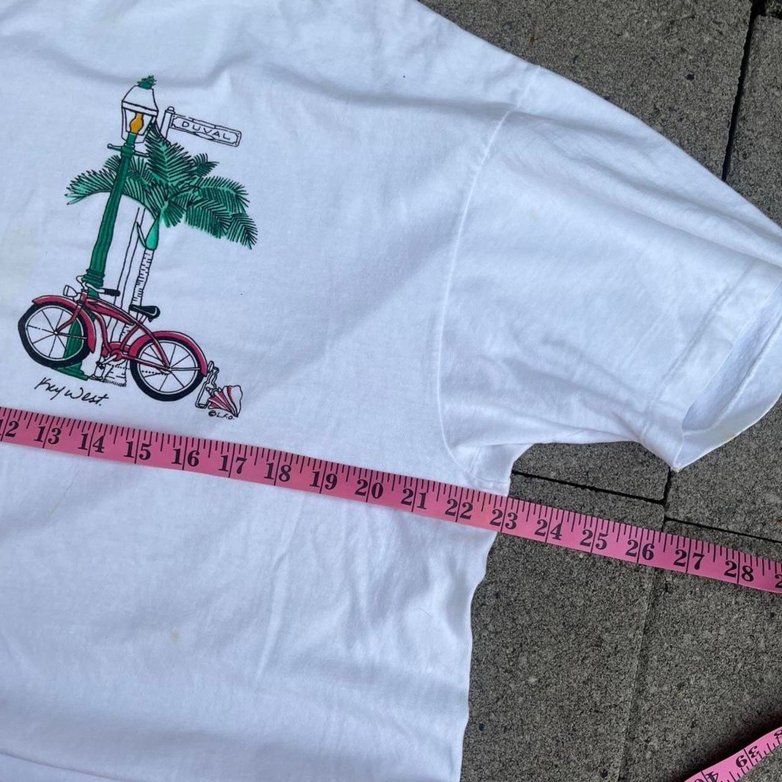Hanes Single Stitch Street Lamp Fat Tire Bike Key West Pocket 90s Size US XL / EU 56 / 4 - 4 Thumbnail