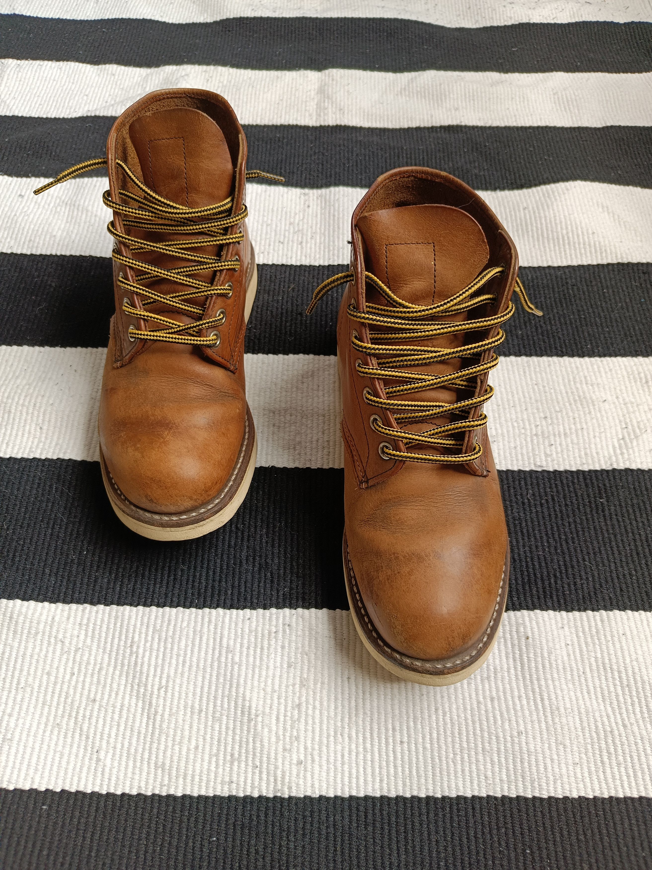 Red Wing Red Wing 9111 Heritage Classics Round Toe Boots Size US 8.5 / IT 38.5 - 1 Thumbnail