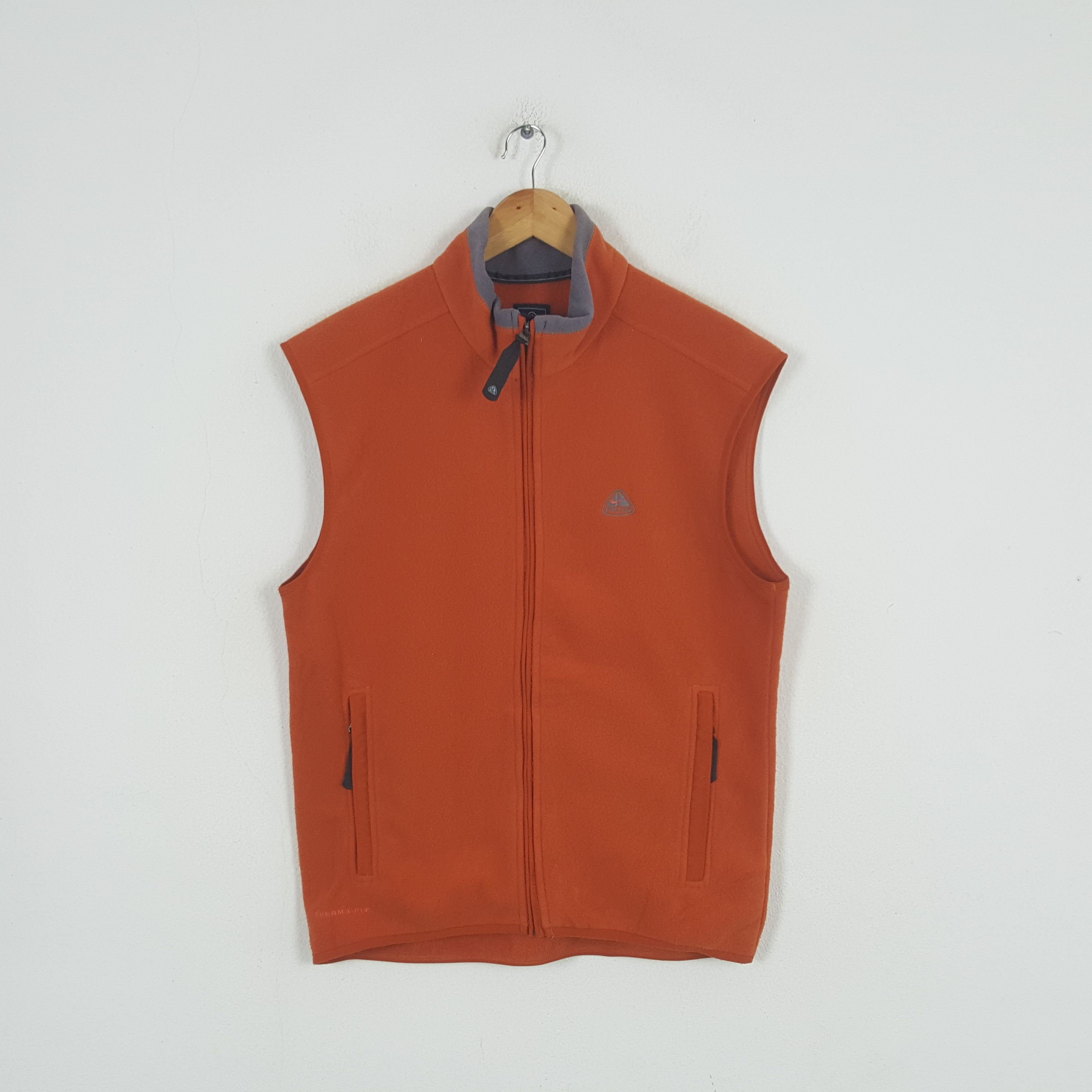 Vintage Nike ACG Outdoor Sweatshirt C289N12