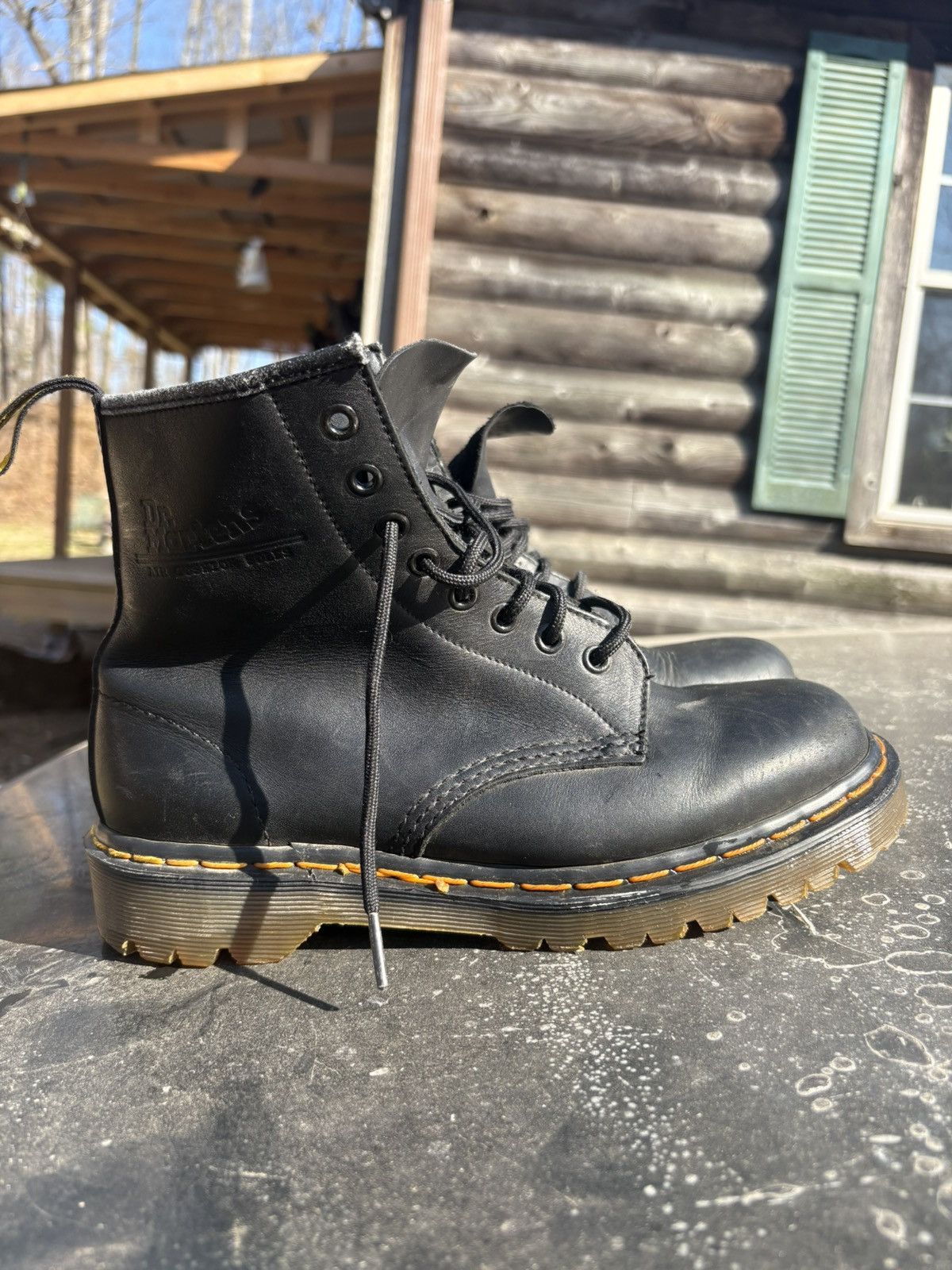 Dr. Martens Dr.Martens Air Cushion Shoe Size US 7 / EU 40 - 2 Thumbnail