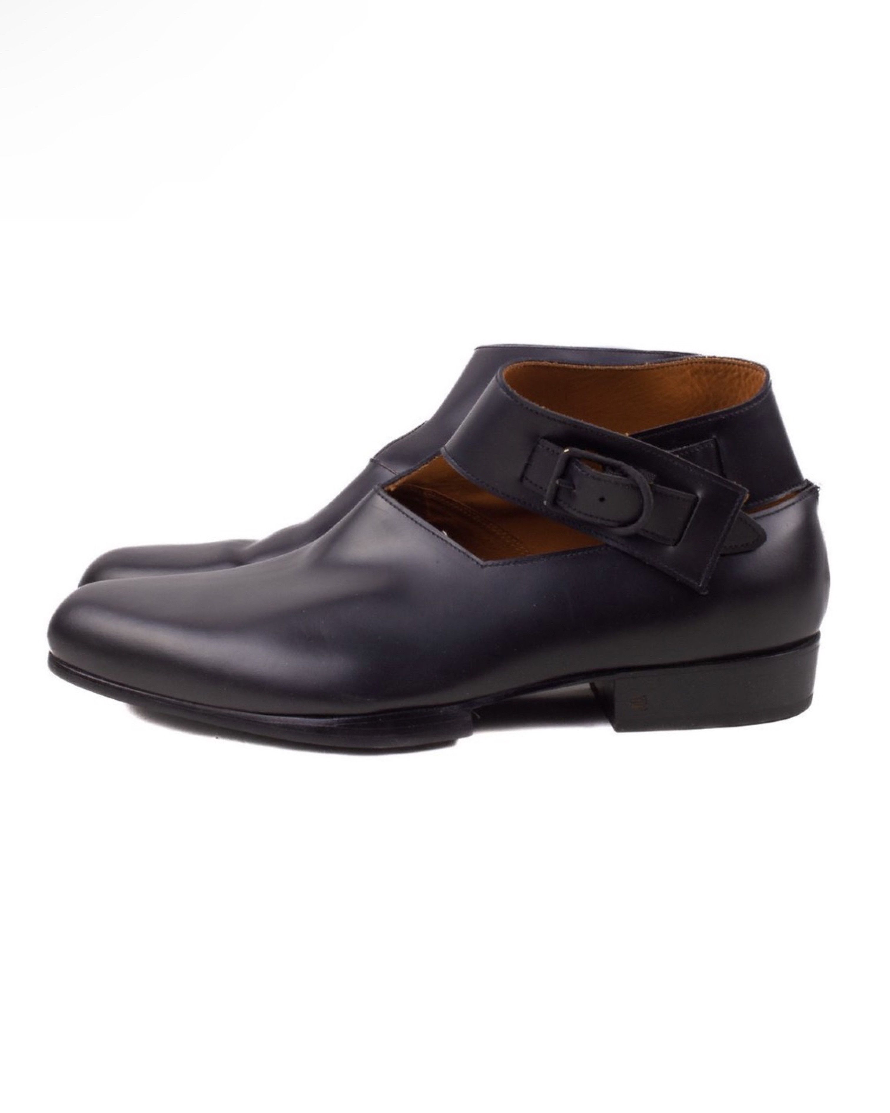 image of Balenciaga Black Leather Cut Out Chelsea Boots, Men's (Size 11)