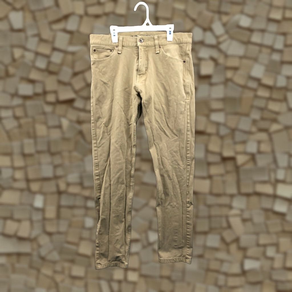 Dockers DOCKERS Slim Fit Jean Cut Chino Pants Size 30x32 Beige Mid Rise Straight Leg Mens Regular 5-Pocket Design Dockers Signature Khaki Size US 30 / EU 46 - 1 Thumbnail