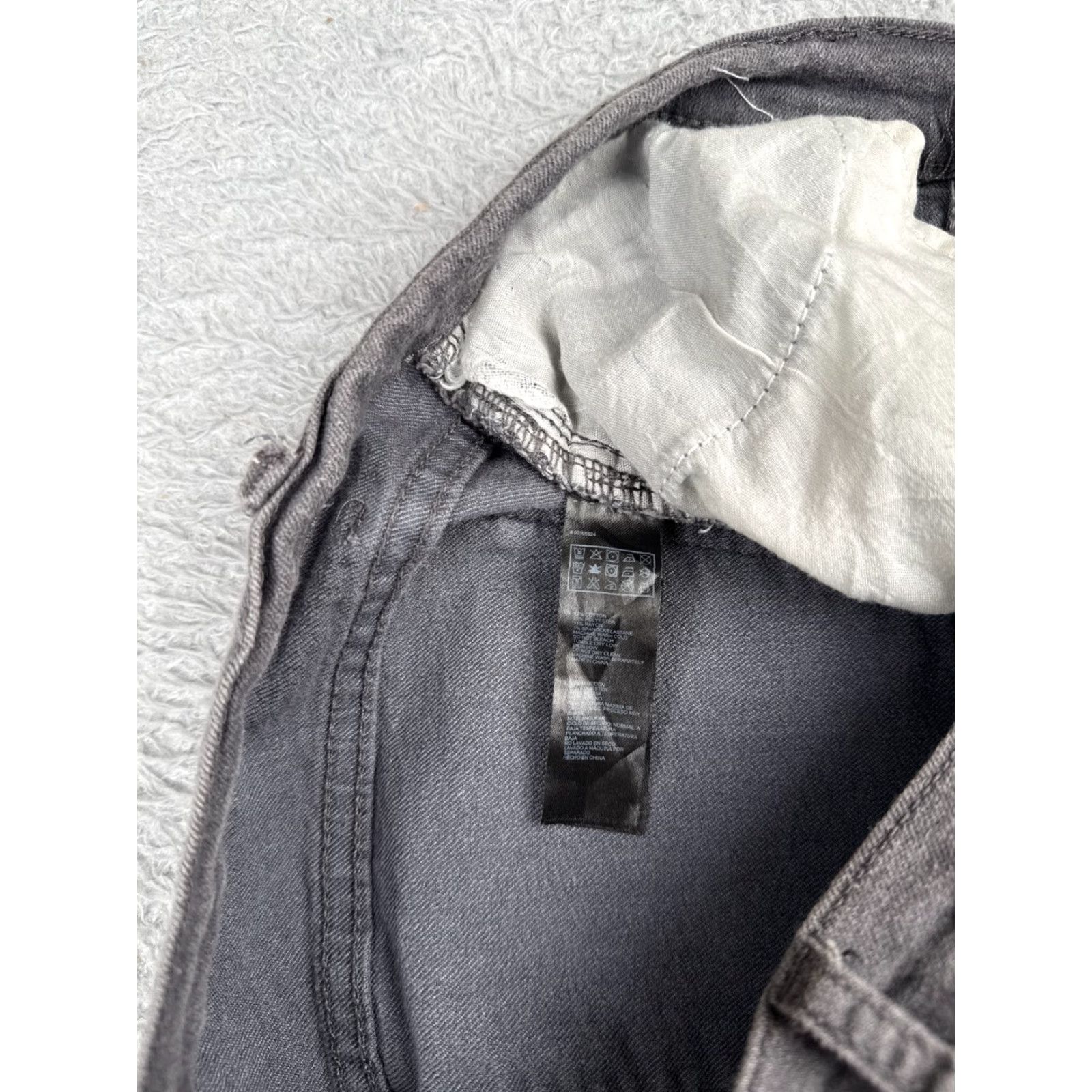 Forever 21 FOREVER 21 Jeans Womens 30 Gray Denim Skinny Cotton Blend Mid Rise 30x28 Jeans Medium Gray 90s American Classic Designer Womens Jeans Size 30" / US 8 / IT 44 - 7 Thumbnail