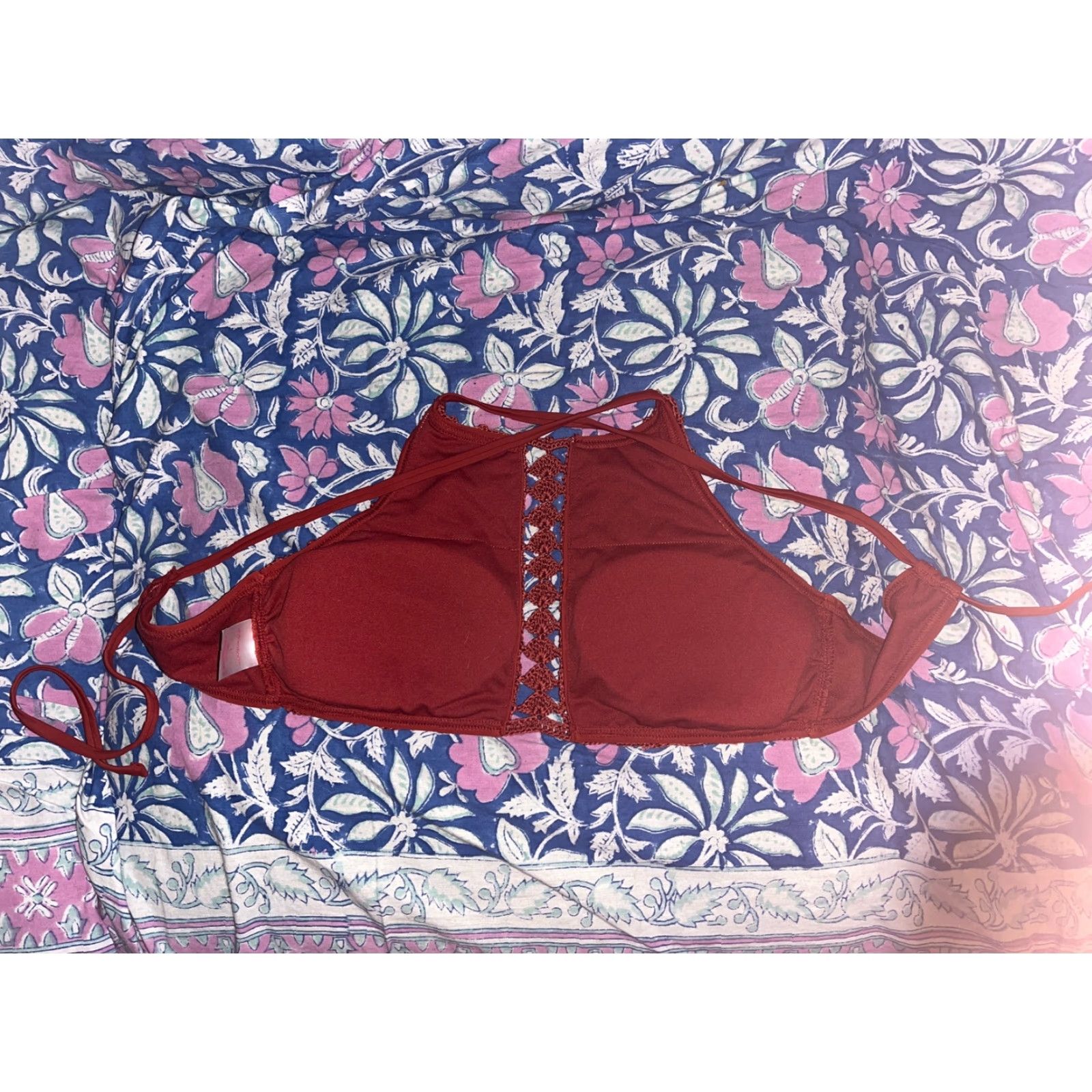 Vintage VINTAGE Xhilaration Crochet Bikini Top Burgundy Women's Large Swimsuit Boho Adjustable Spaghetti Strap Size L / US 10 / IT 46 - 4 Thumbnail
