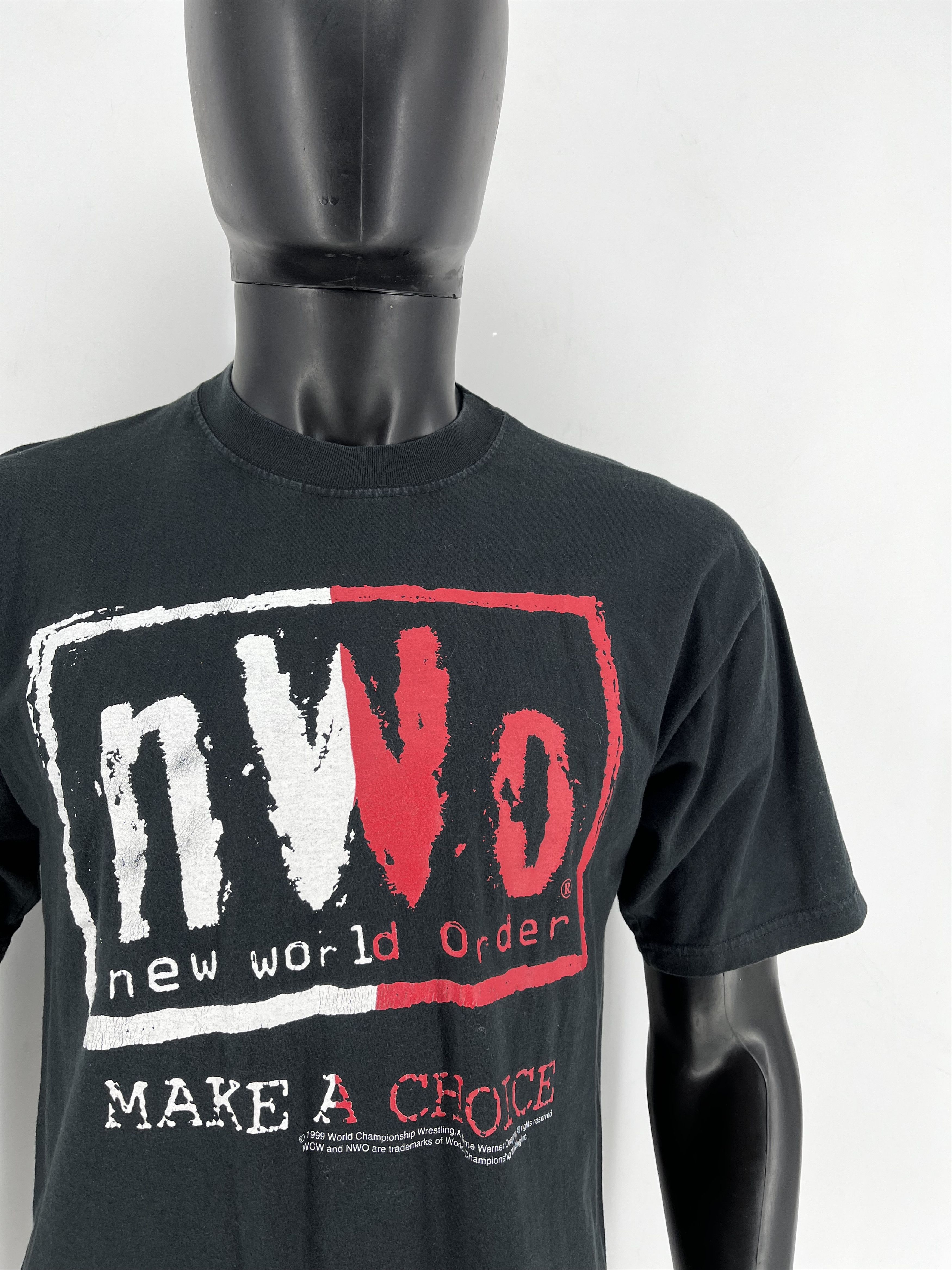 WWE WCW nWo Make A Choice T-shirt Men’s size Medium black &white Size US M / EU 48-50 / 2 - 7 Thumbnail