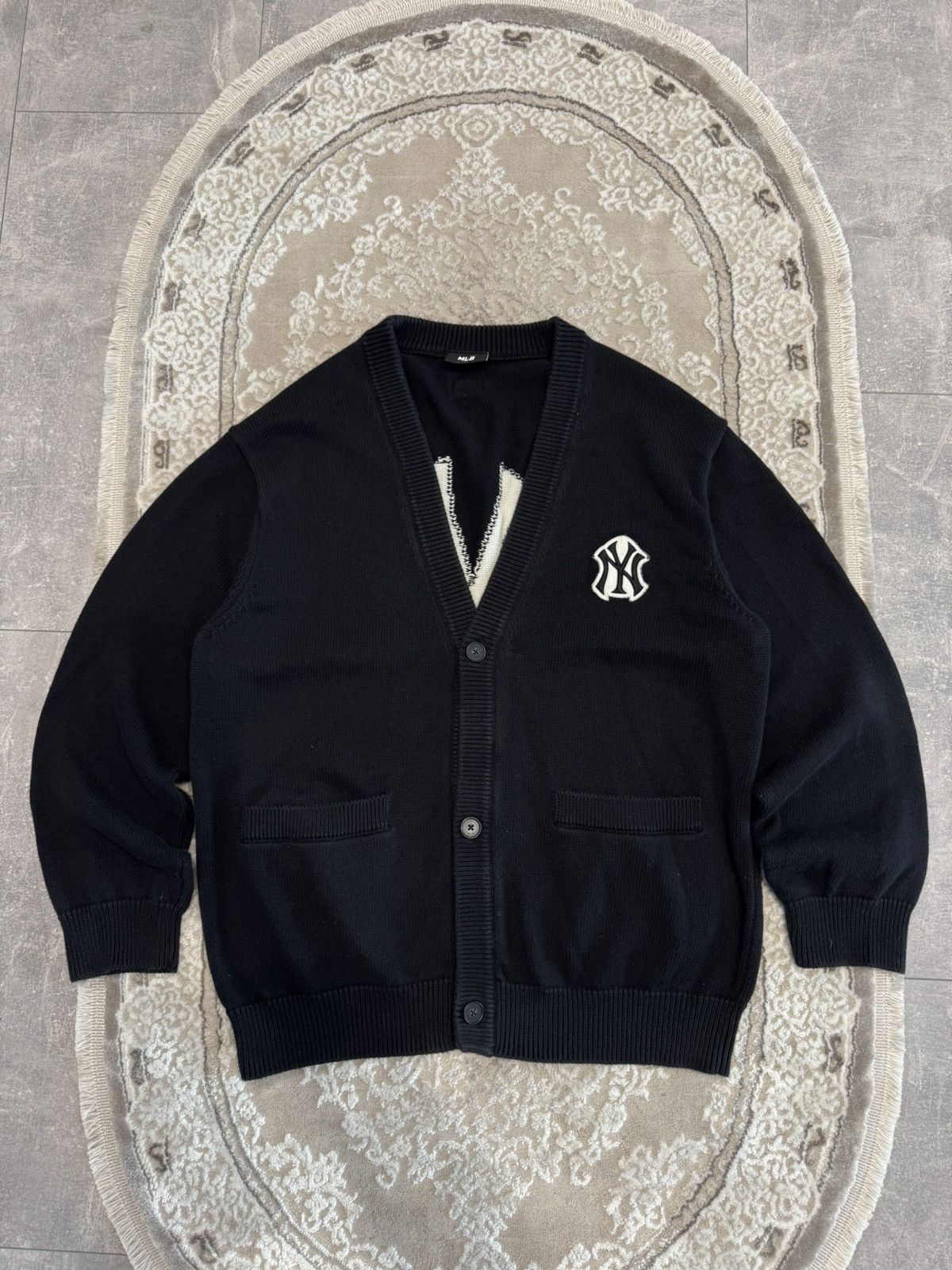 New York Yankees Vintage MLB New York Yankees Kith Style Y2K Cardigan Sweater Size US XL / EU 56 / 4 - 1 Thumbnail