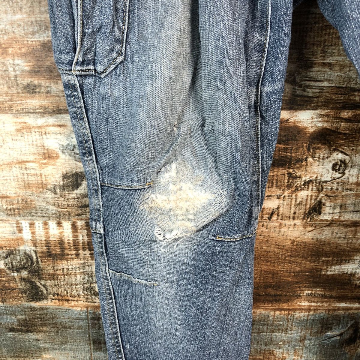 Japanese Brand Japanese Brand Blue Distressed Denim Pants #A2137 Size US 35 - 11 Thumbnail