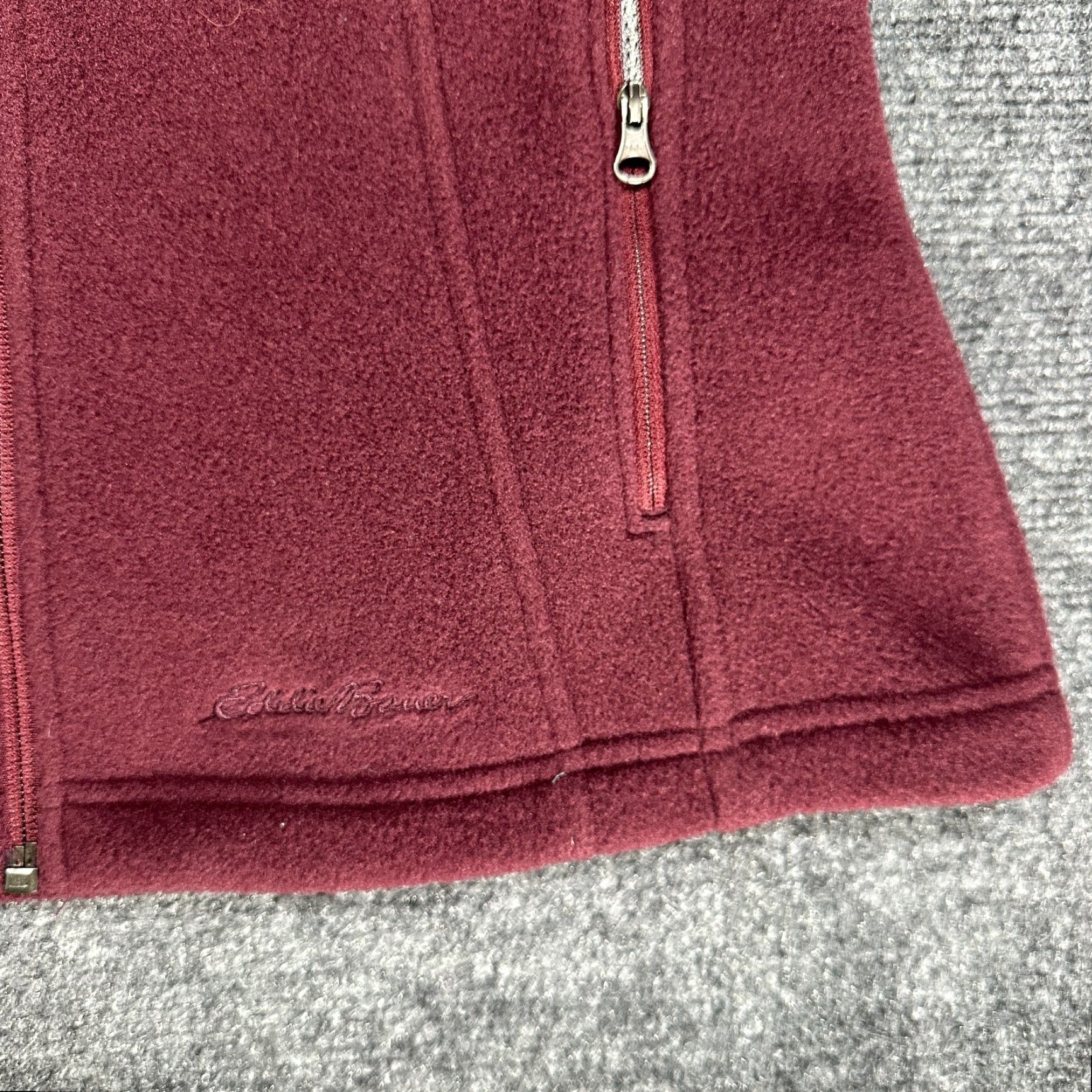 Eddie Bauer Eddie Bauer Vest Womens XS Fleece Full Zip Plum Wine Color Pockets Logo Casual Jacket (19) Size XS / US 0-2 / IT 36-38 - 5 Thumbnail