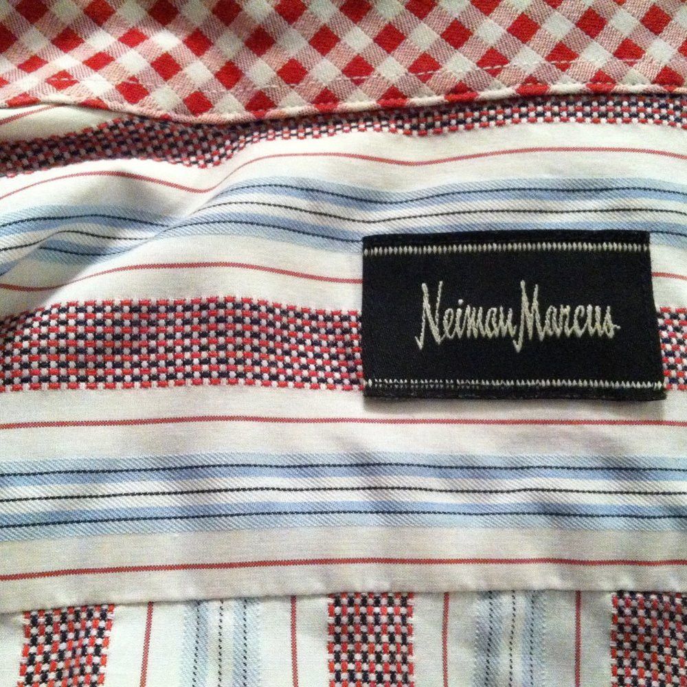 Neiman Marcus NEIMAN MARCUS MEN'S COTTON CASUAL SHIRT SIZE: M Size US M / EU 48-50 / 2 - 9 Thumbnail