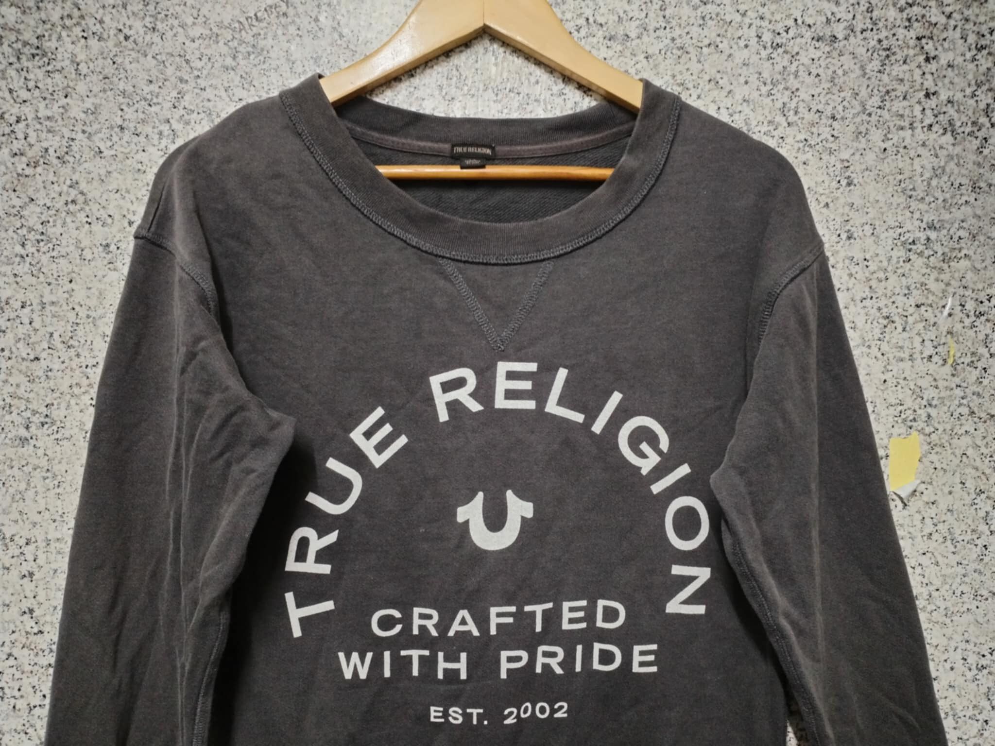 Japanese Brand × True Religion × Vintage VINTAGE TRUE RELIGION SPELLOUT VERY RARE Size S / US 4 / IT 40 - 3 Thumbnail