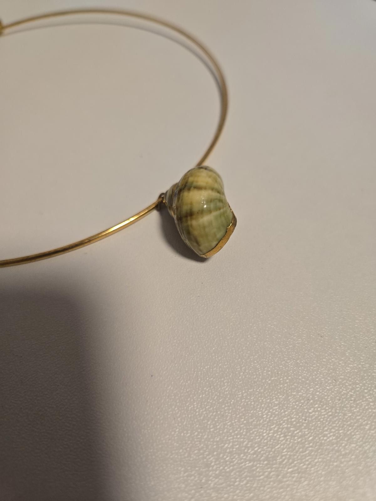 Handmade Vintage Ariel Style Gold Seashell Necklace Size ONE SIZE - 2 Thumbnail