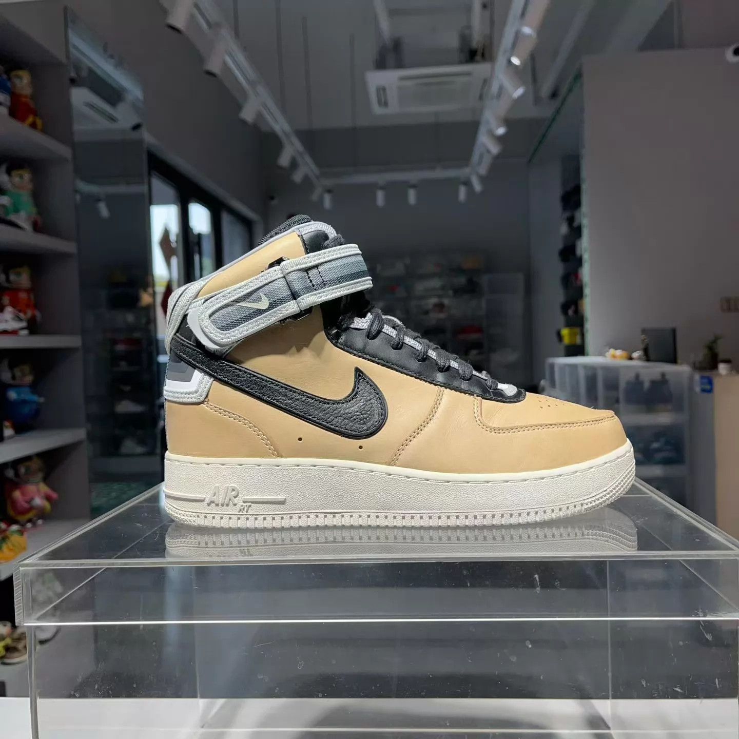 Givenchy Nike AF1 x Givenchy 40.5 Worn 1x 677130-200 Size US 7.5 / EU 40-41 - 3 Thumbnail