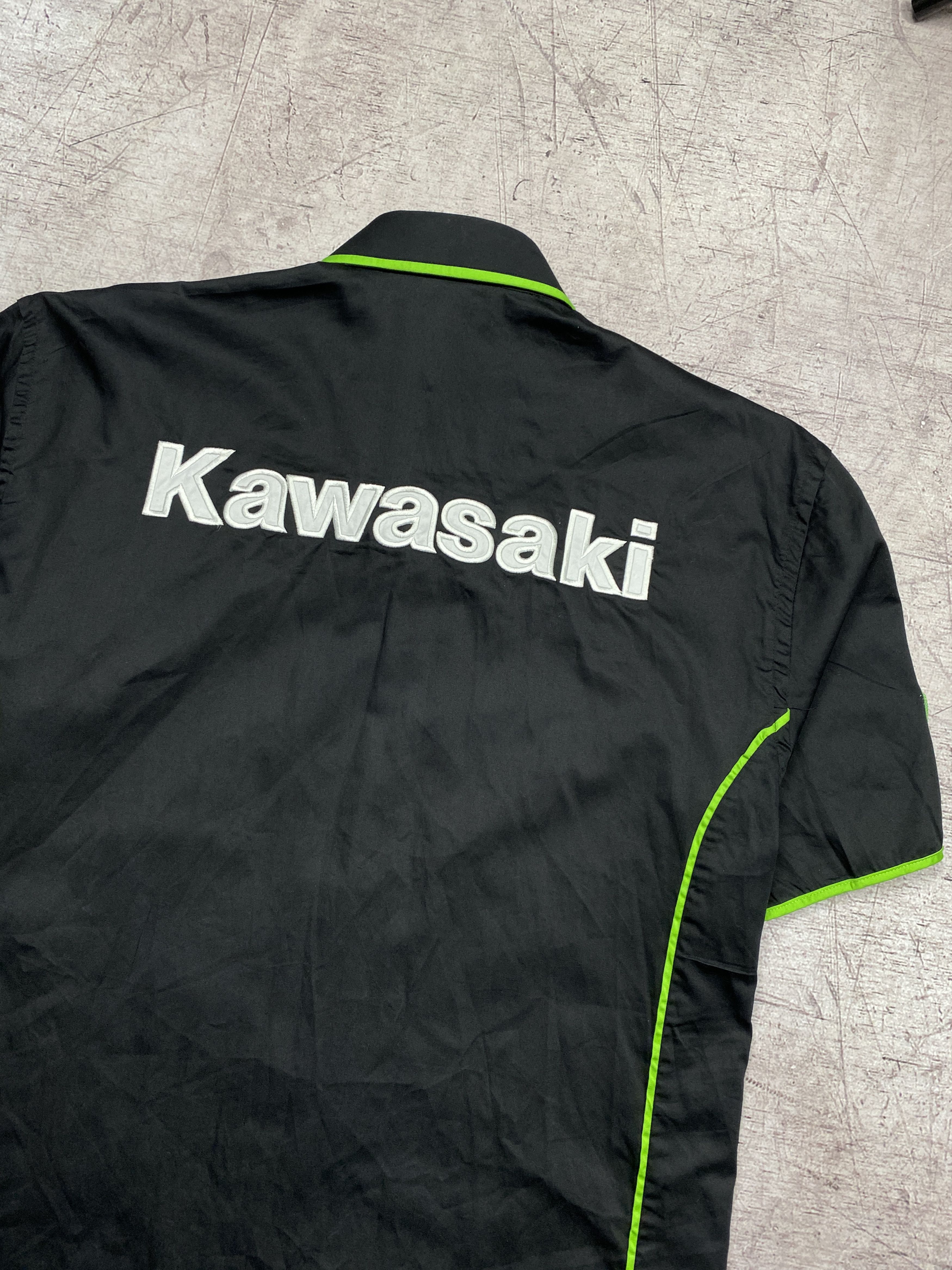 Japanese Brand × Vintage Kawasaki Racing Team Vintage Mens Short Sleeve Shirt Size US L / EU 52-54 / 3 - 8 Thumbnail