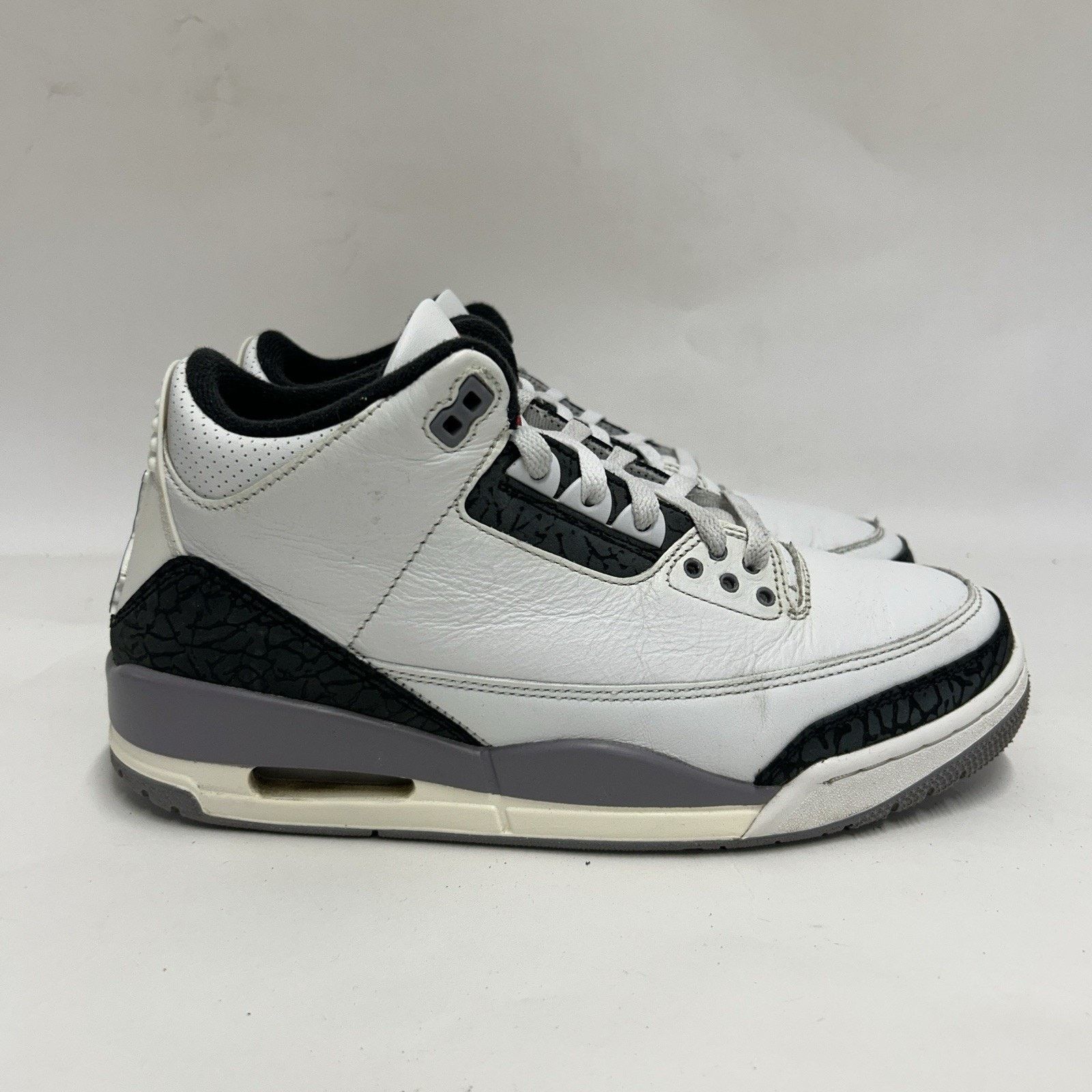 Nike Nike Air Jordan 3 Retro “Cement Grey White Fire Red” Size US 9 / EU 42 - 4 Thumbnail