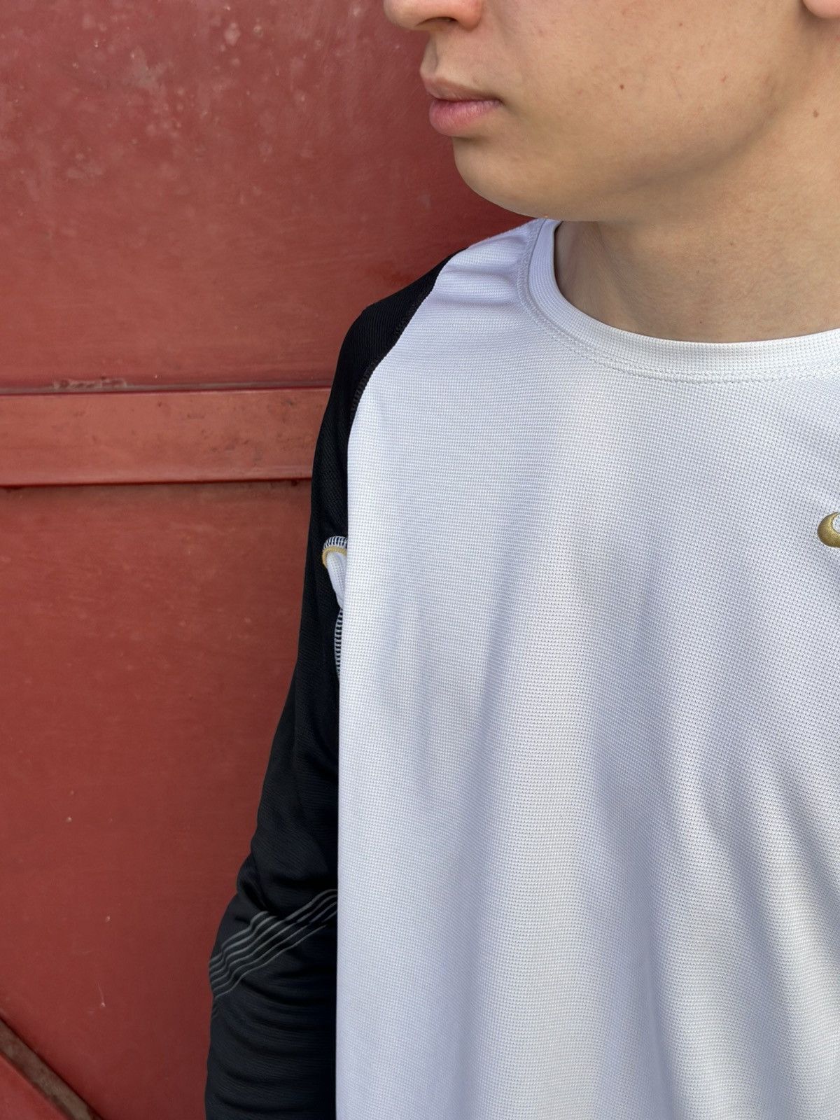 Issey Miyake Vintage Long-sleeve T-shirts Nike Y2K 90s USA Japan Size US M / EU 48-50 / 2 - 8 Thumbnail
