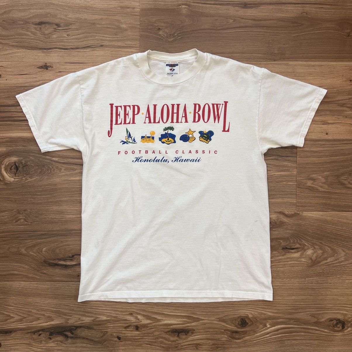 Jerzees Vintage Jeep Aloha Bowl Honolulu Hawaii Large White T Shirt Size US L / EU 52-54 / 3 - 1 Thumbnail