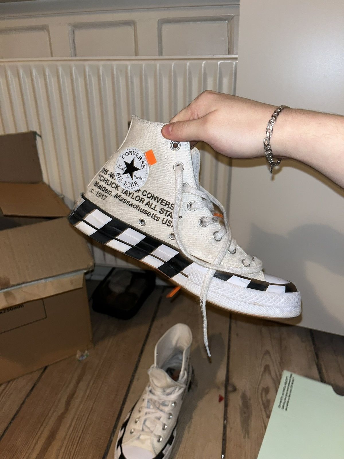 Converse × Off-White Off-white x converse Size US 7.5 / EU 40-41 - 4 Thumbnail