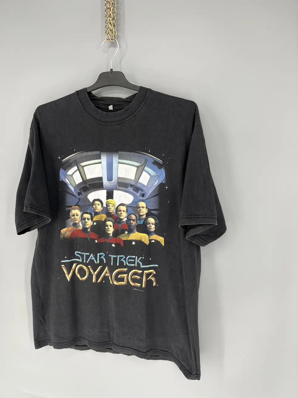 Band Tees Vintage 1995 Star Trek Voyager Stanley Desantis T-Shirt Size US L / EU 52-54 / 3 - 3 Thumbnail