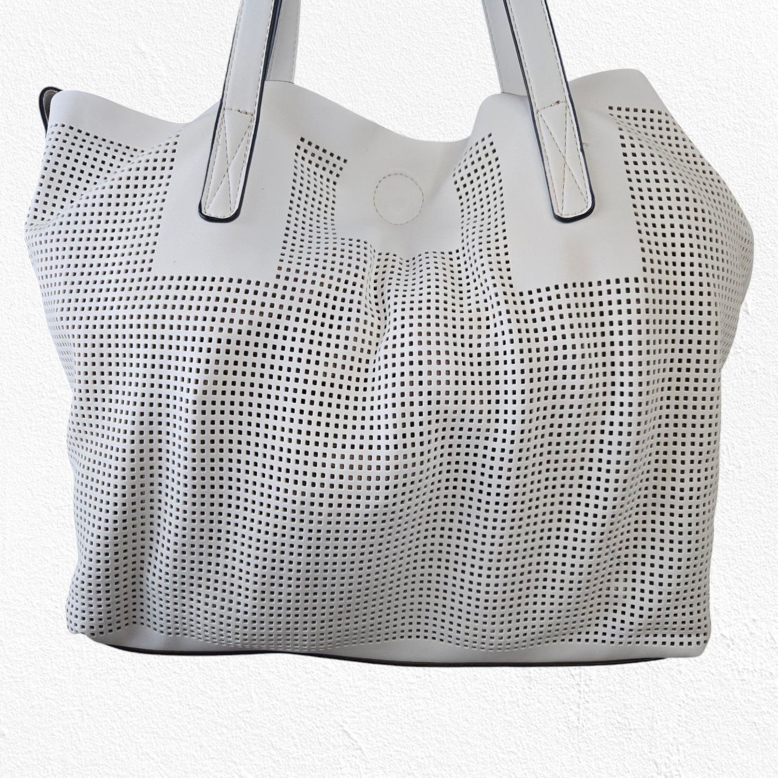 Other White Perforated Tote Bag Removable Crossbody Strap Pouch Size ONE SIZE - 2 Thumbnail