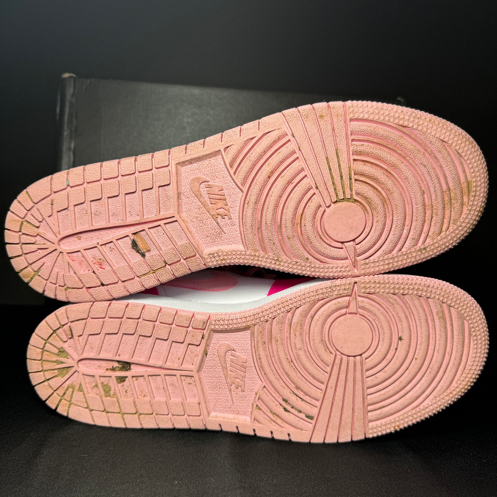 Jordan Brand × Nike Size 7 - Nike Air Jordan 1 Mid GS Fierce Pink Men's Shoes Size US 7 / EU 40 - 7 Thumbnail