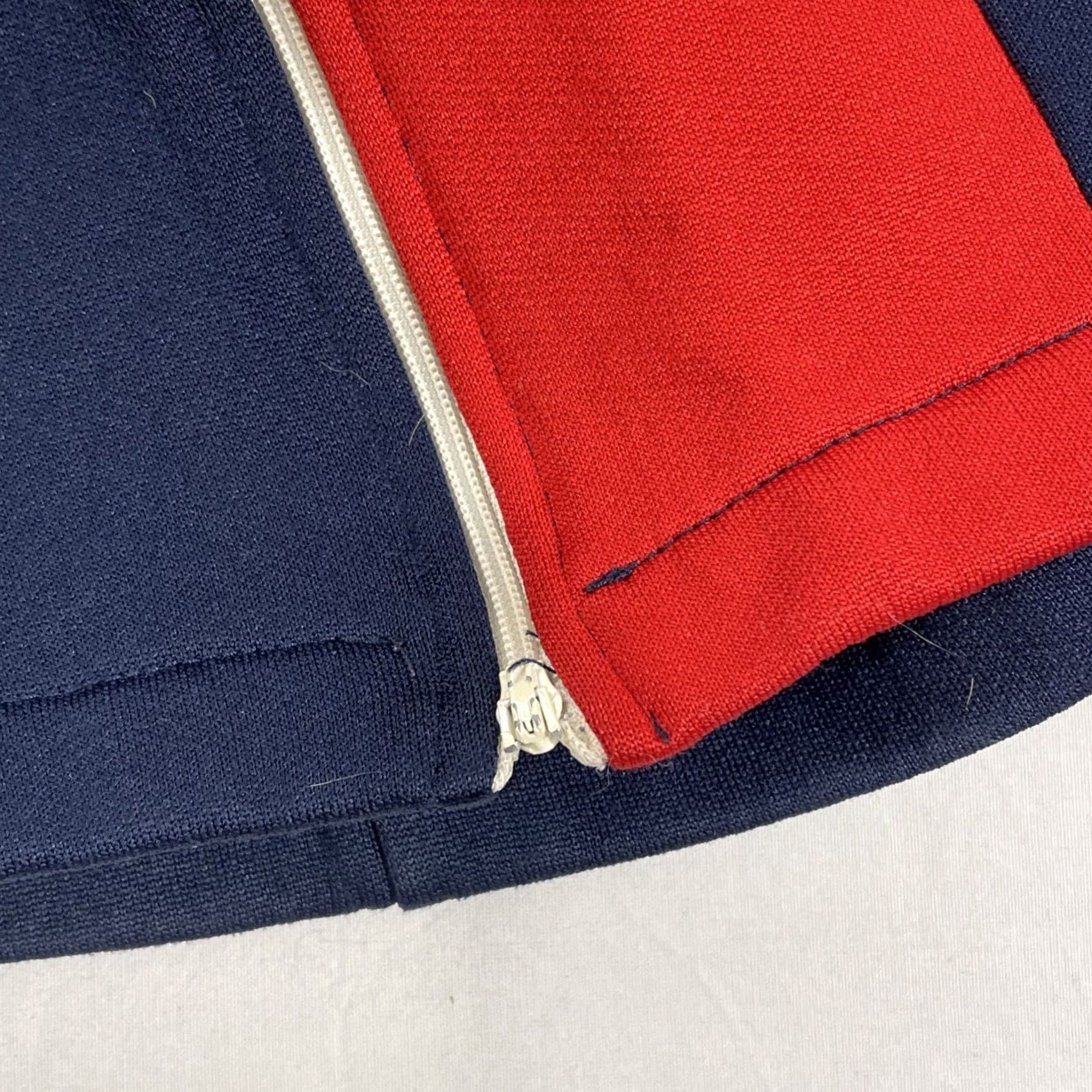 Tommy Hilfiger VINTAGE Tommy Hilfiger Jeans XL Joggers Pants Denim Drawstring Pockets Ankle 90s Athletic Mens Size US 36 / EU 52 - 6 Thumbnail