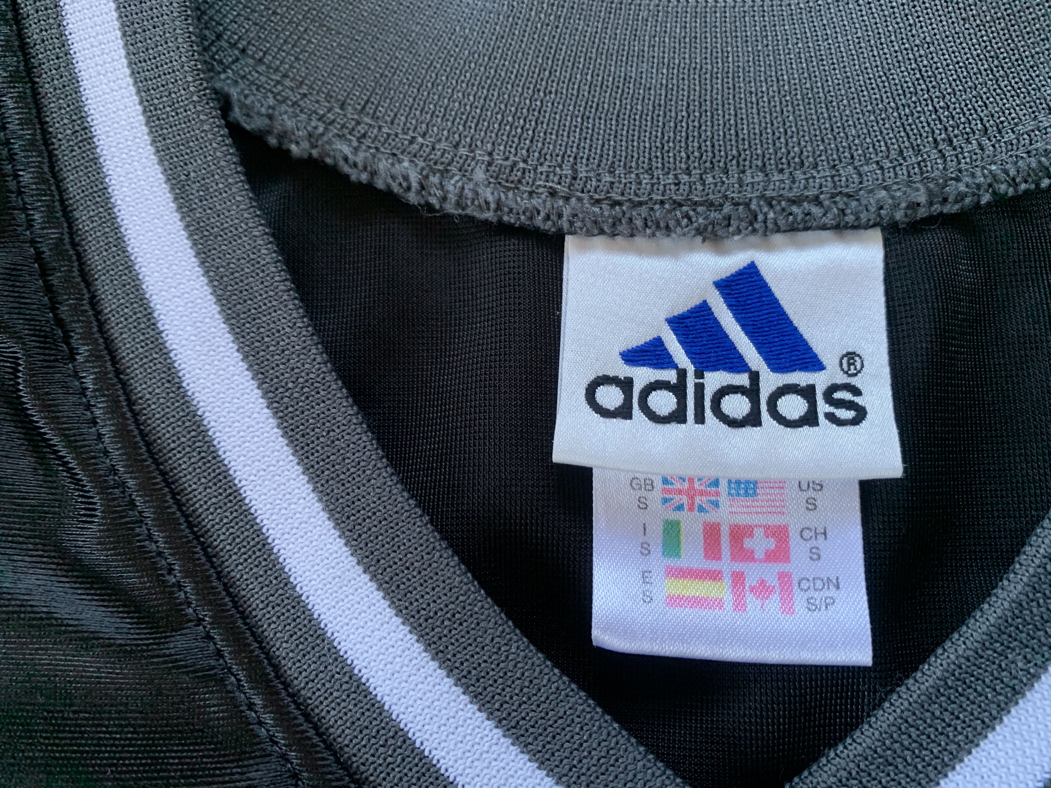 Adidas Vintage Adidas Teamwear Performance Basketball Tank Top Size US S / EU 44-46 / 1 - 7 Thumbnail