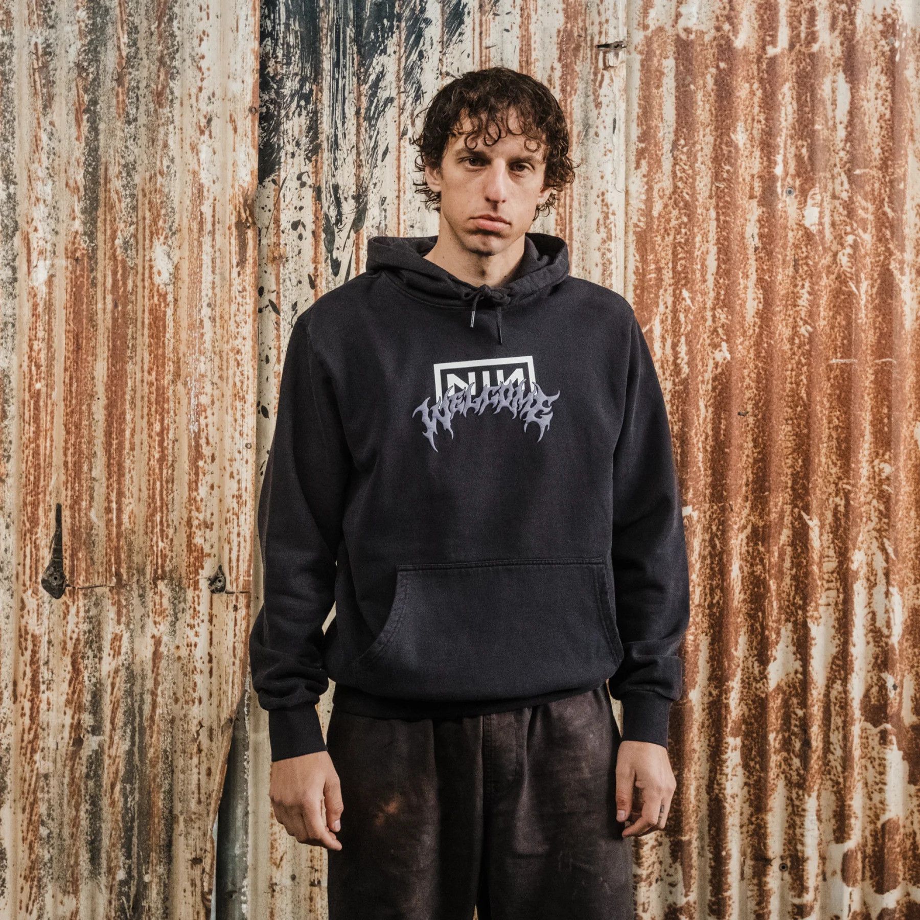 Band Tees × Welcome Skateboards Welcome x Nine Inch Nails Eraser Puff Hoodie Sweatshirt Size US L / EU 52-54 / 3 - 11 Thumbnail