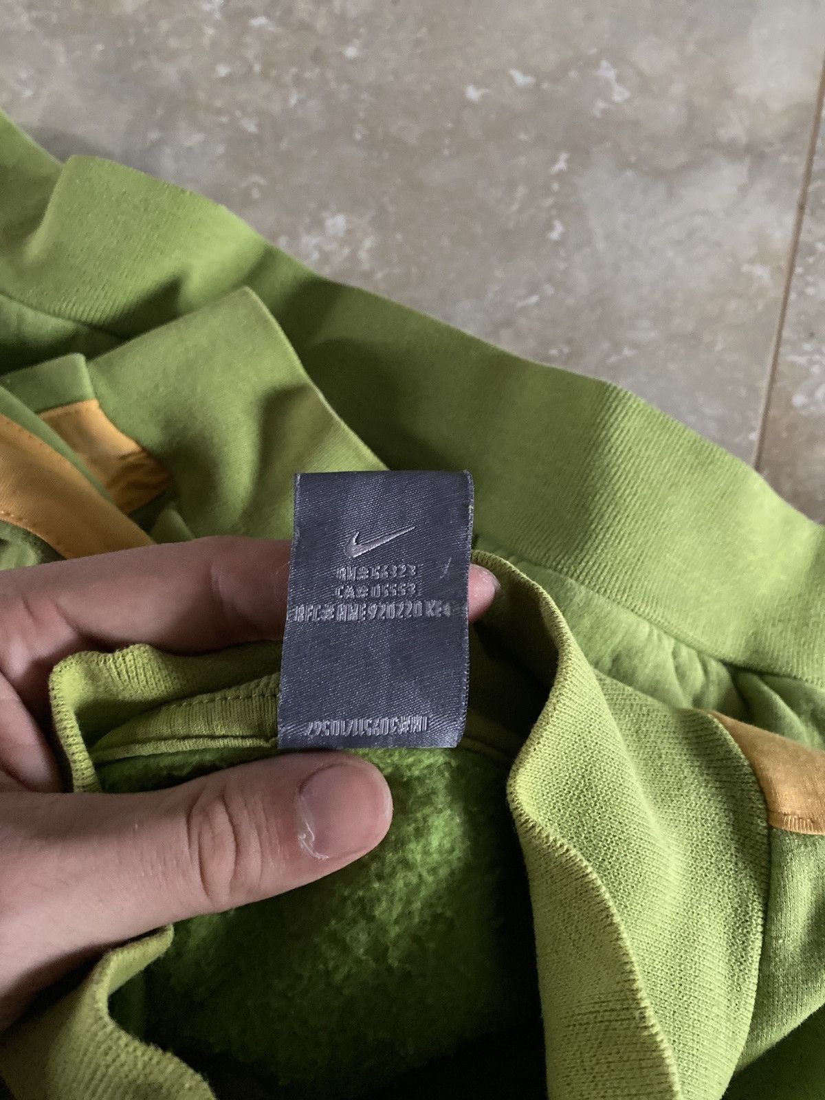 Nike Vintage Nike BRASIL Zip Hoodie Big Logo Cropped Streetwear Size US L / EU 52-54 / 3 - 11 Thumbnail