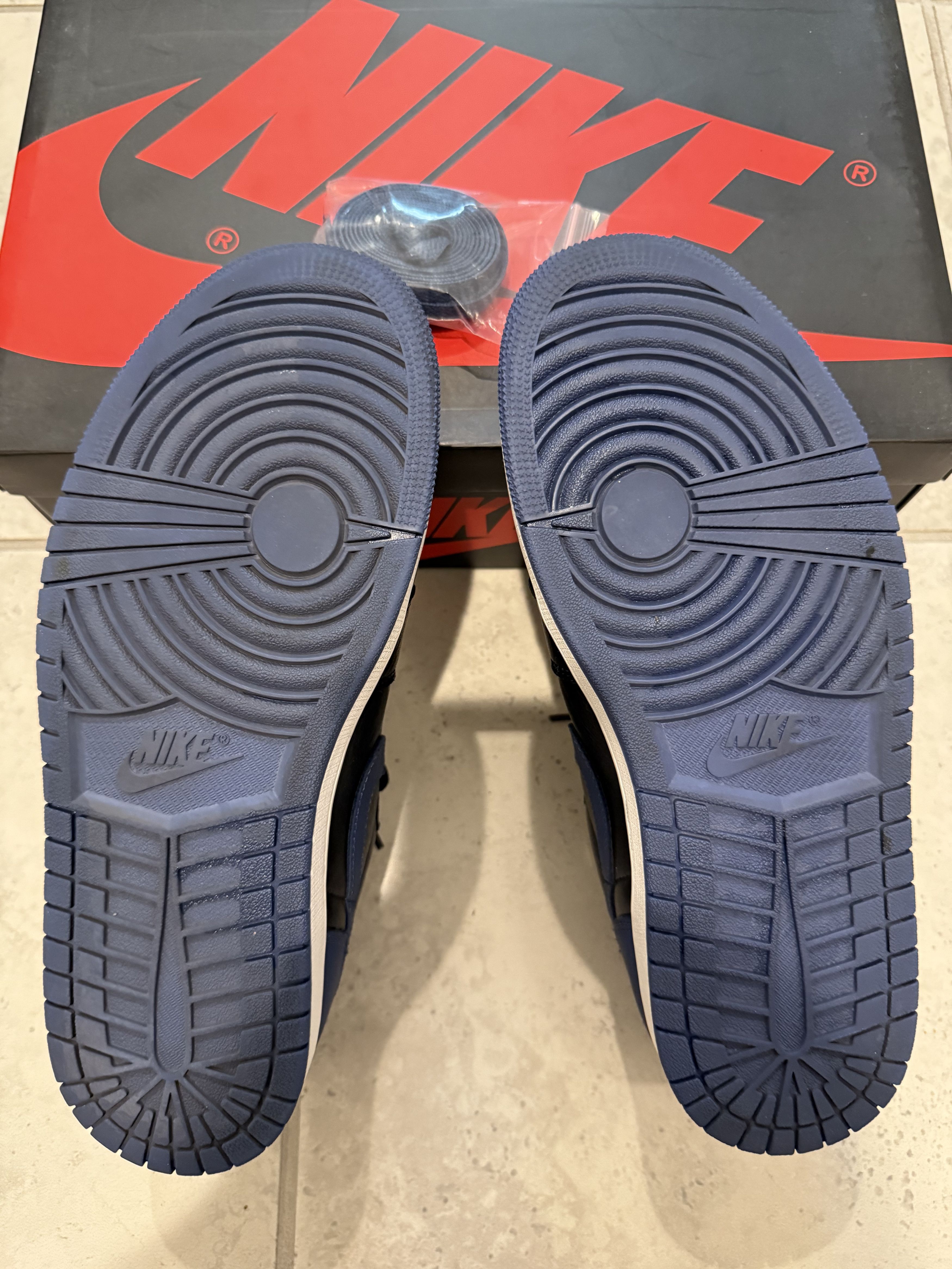 Jordan Brand Air Jordan 1 Low OG Mystic Navy CZ0790-041 US Men's 9.5 Size US 9.5 / EU 42-43 - 7 Thumbnail