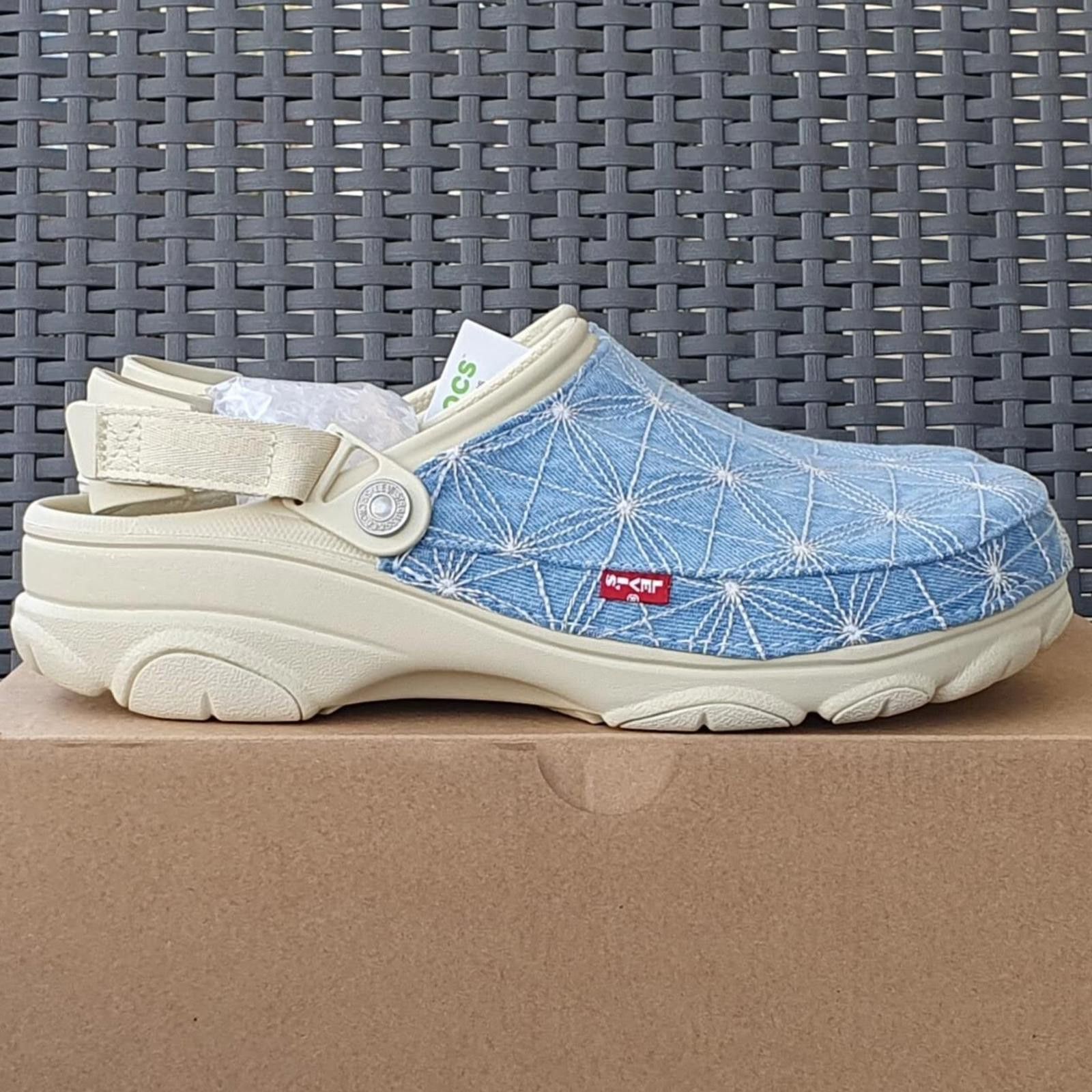 Crocs Crocs Classic All-Terrain Clog Levis Sashiko SZ 11M Size US 11 / EU 44 - 2 Thumbnail