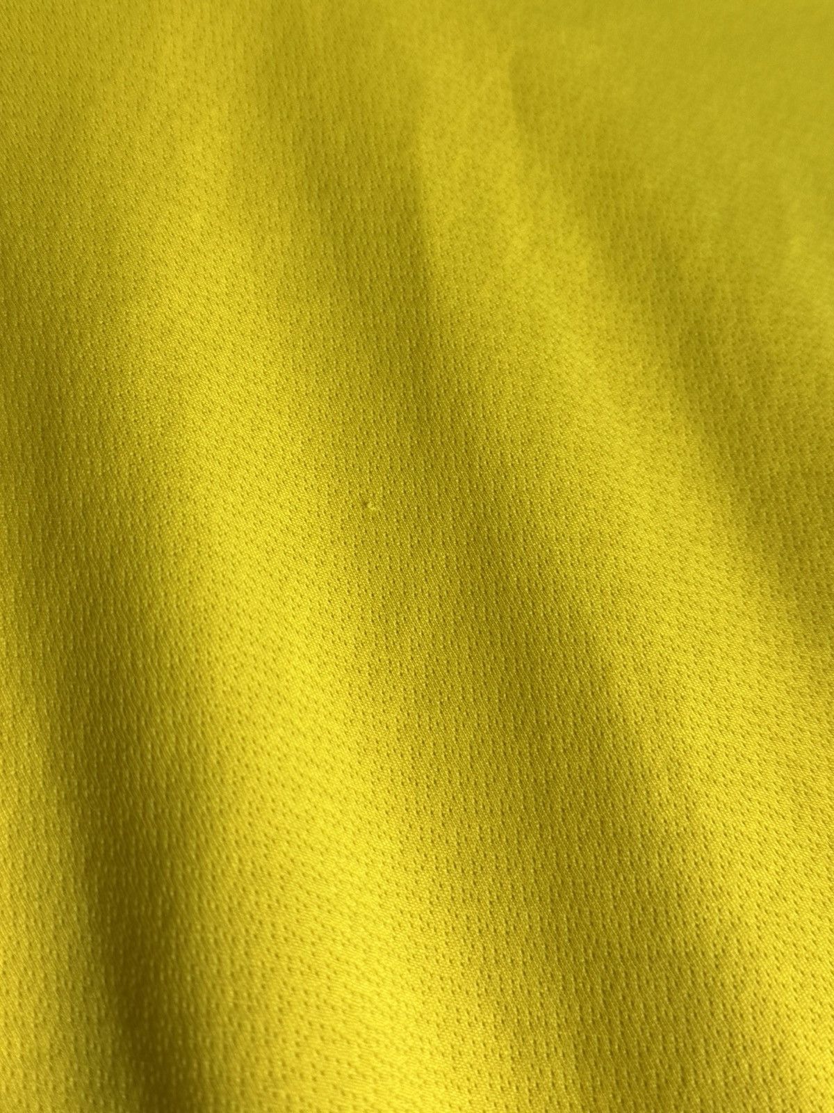 Errea Norwich City 12/13 Home Football Long Sleeve Jersey Size US M / EU 48-50 / 2 - 17 Thumbnail