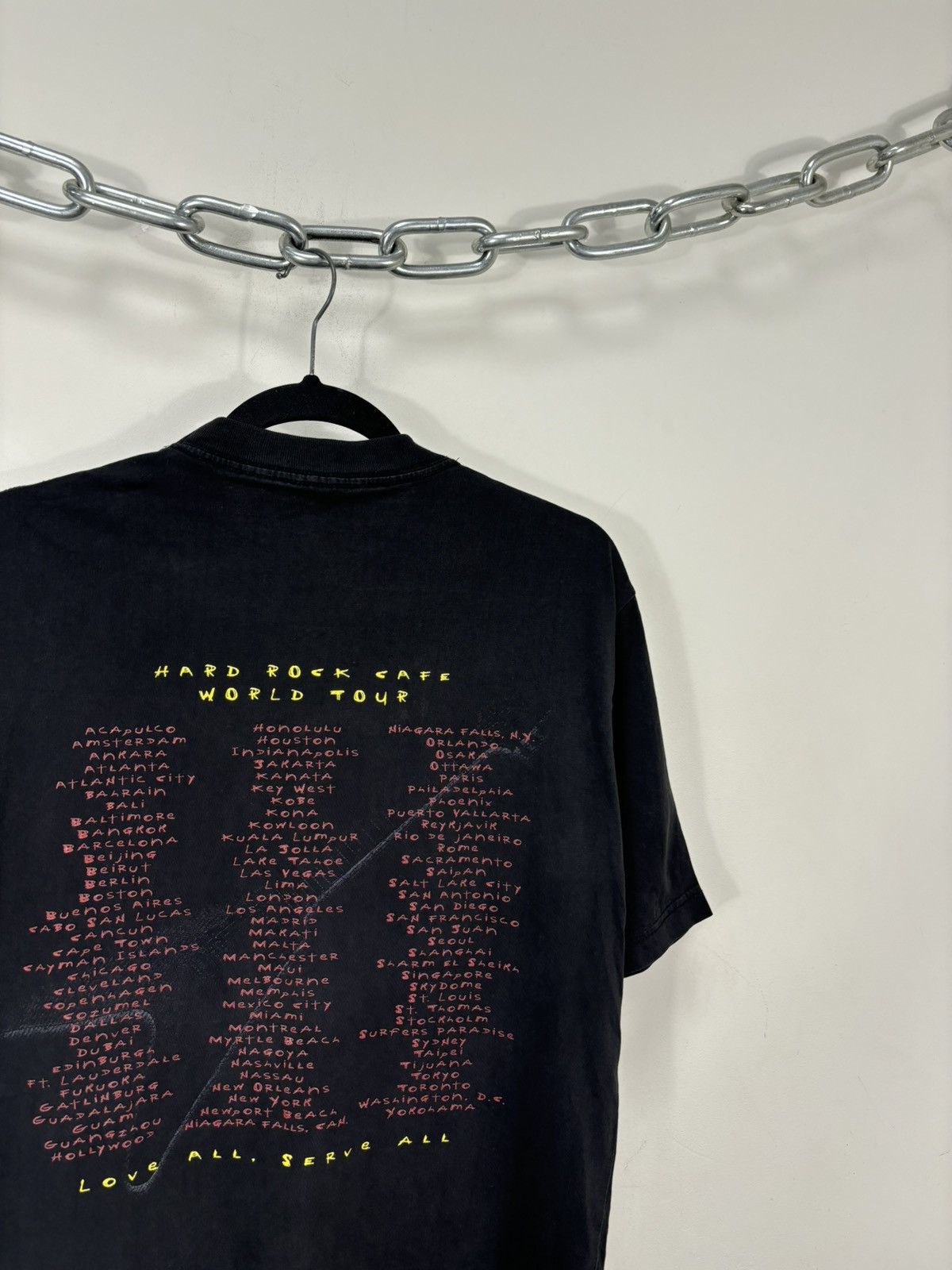 Hard Rock Cafe Vintage Hard Rock Cafe 30 Years Barcelona World Tour Tee Size US M / EU 48-50 / 2 - 12 Thumbnail